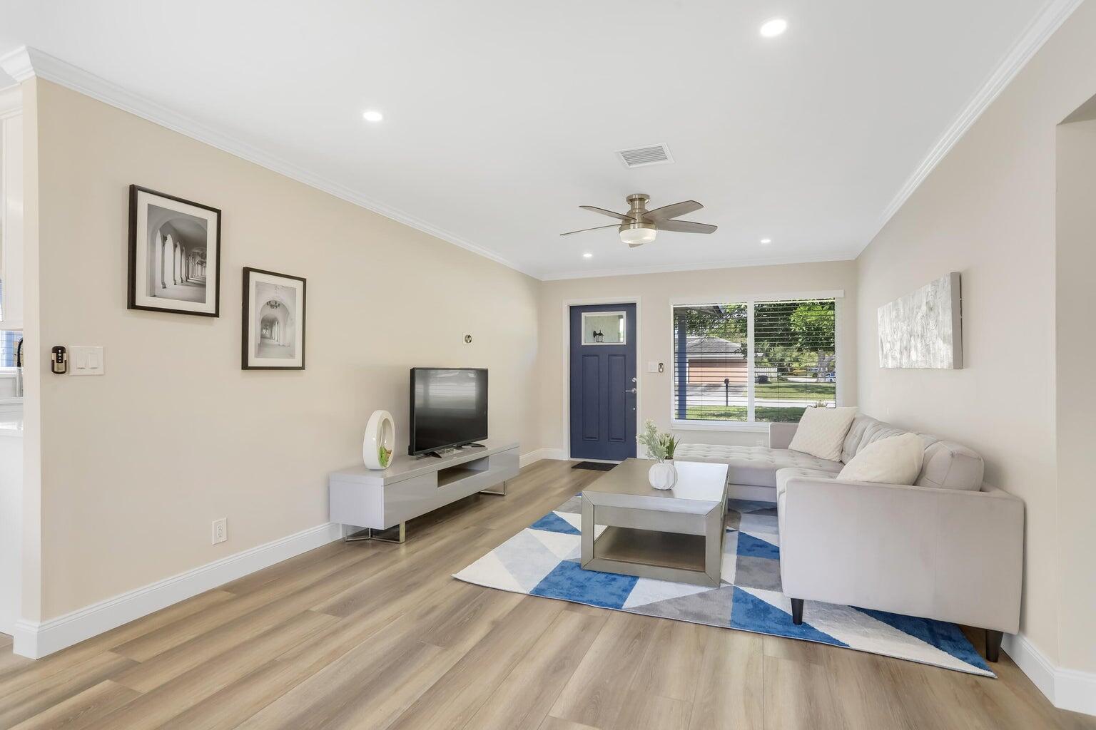 510 Kingbird Circle