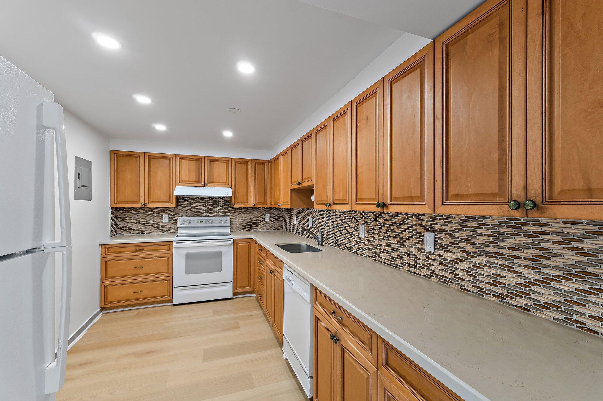 3546 S Ocean Boulevard 503