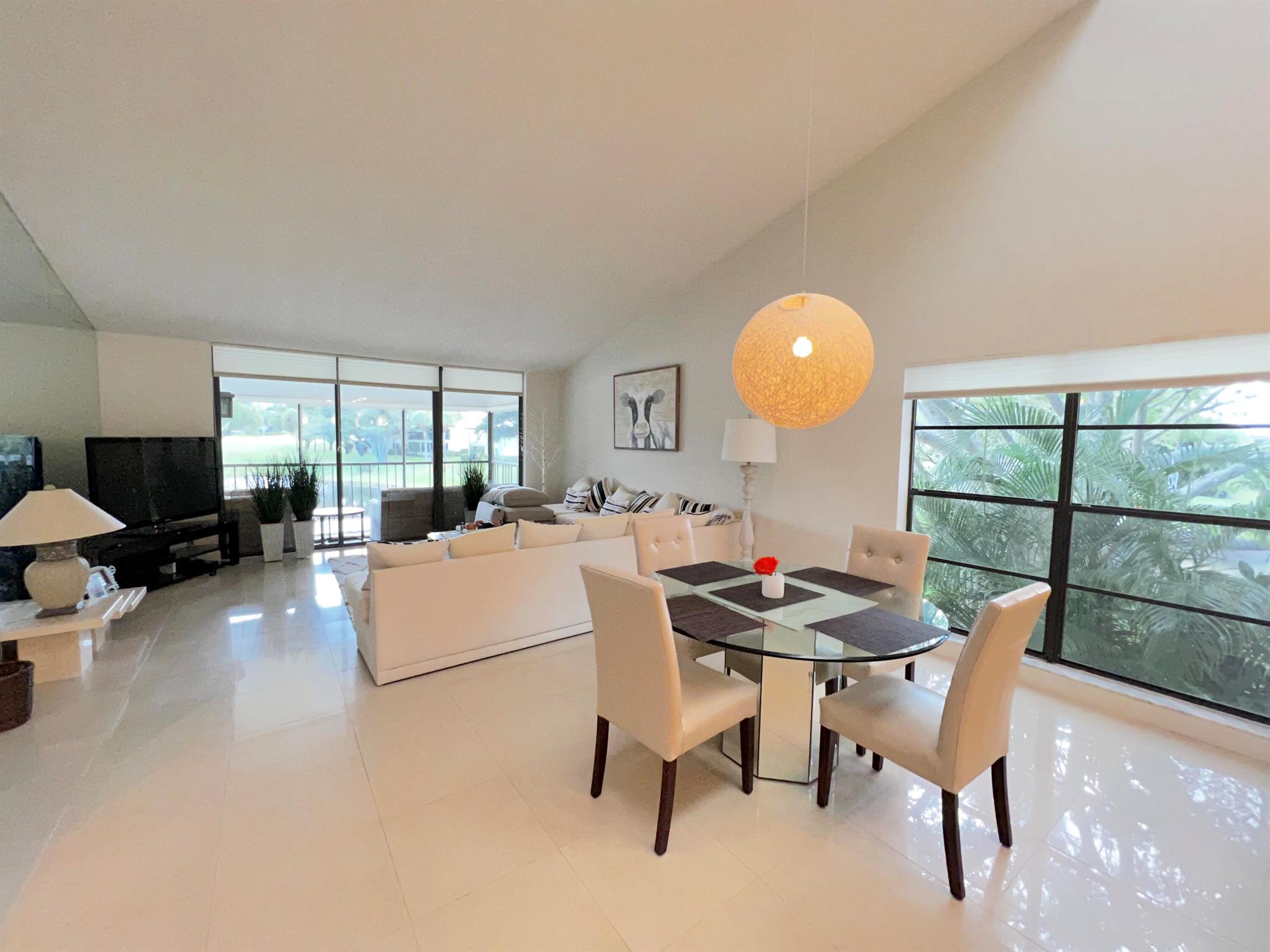 59 Eastgate Drive D