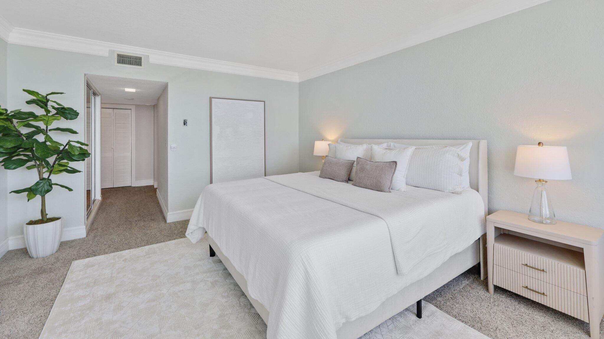 700 S Ocean Boulevard 1202