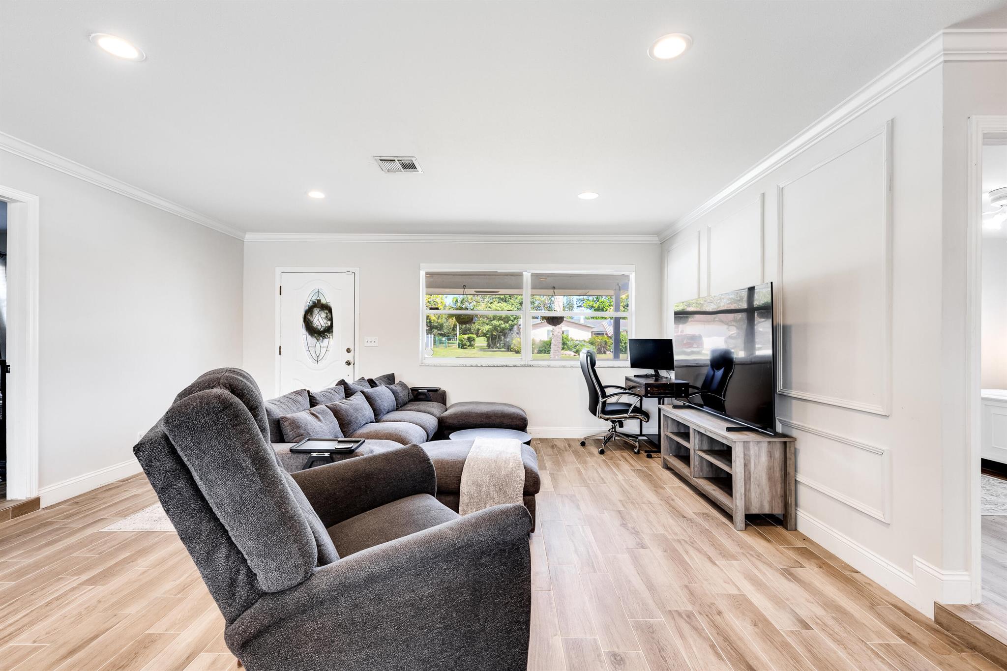 3099 Medinah Circle E