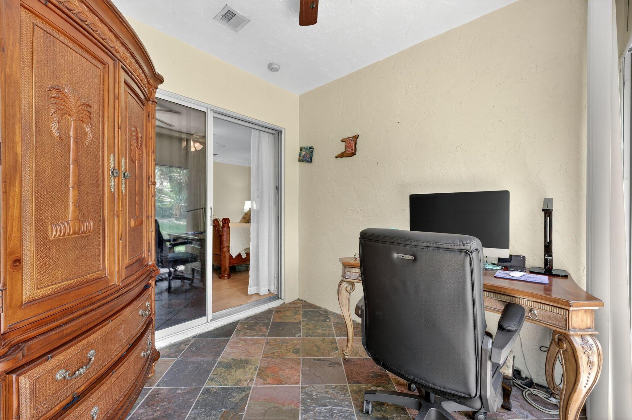 5565 American Circle