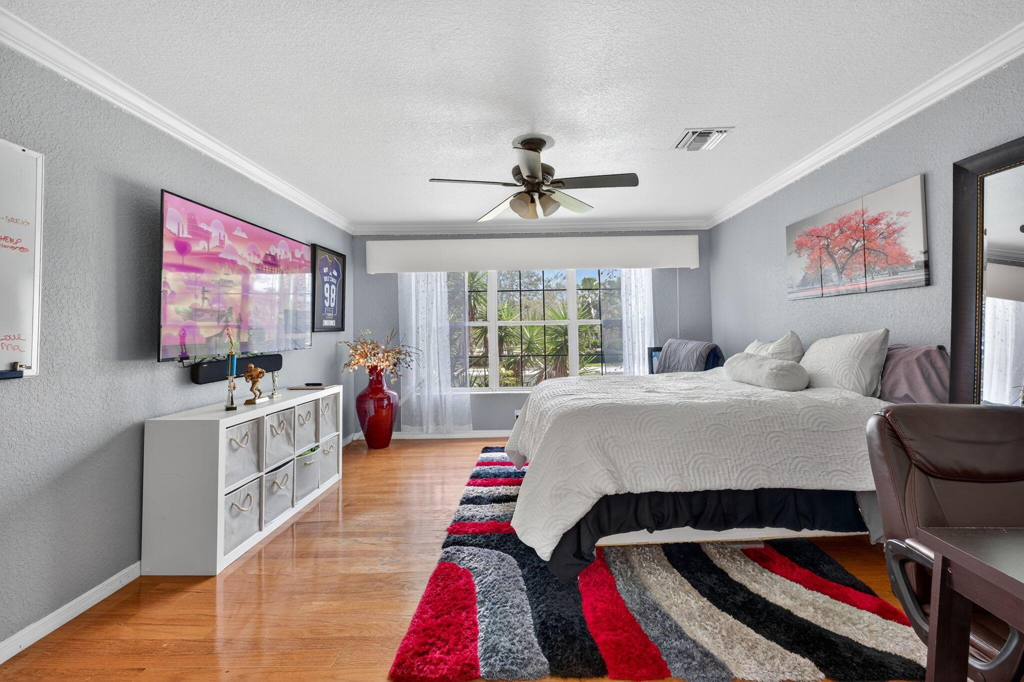 5565 American Circle