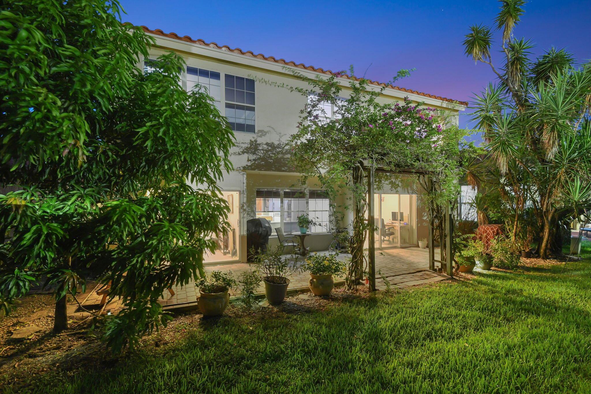 5565 American Circle