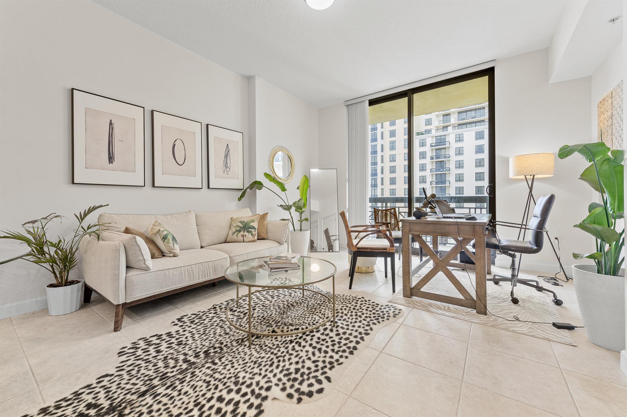 801 S Olive Avenue 1123