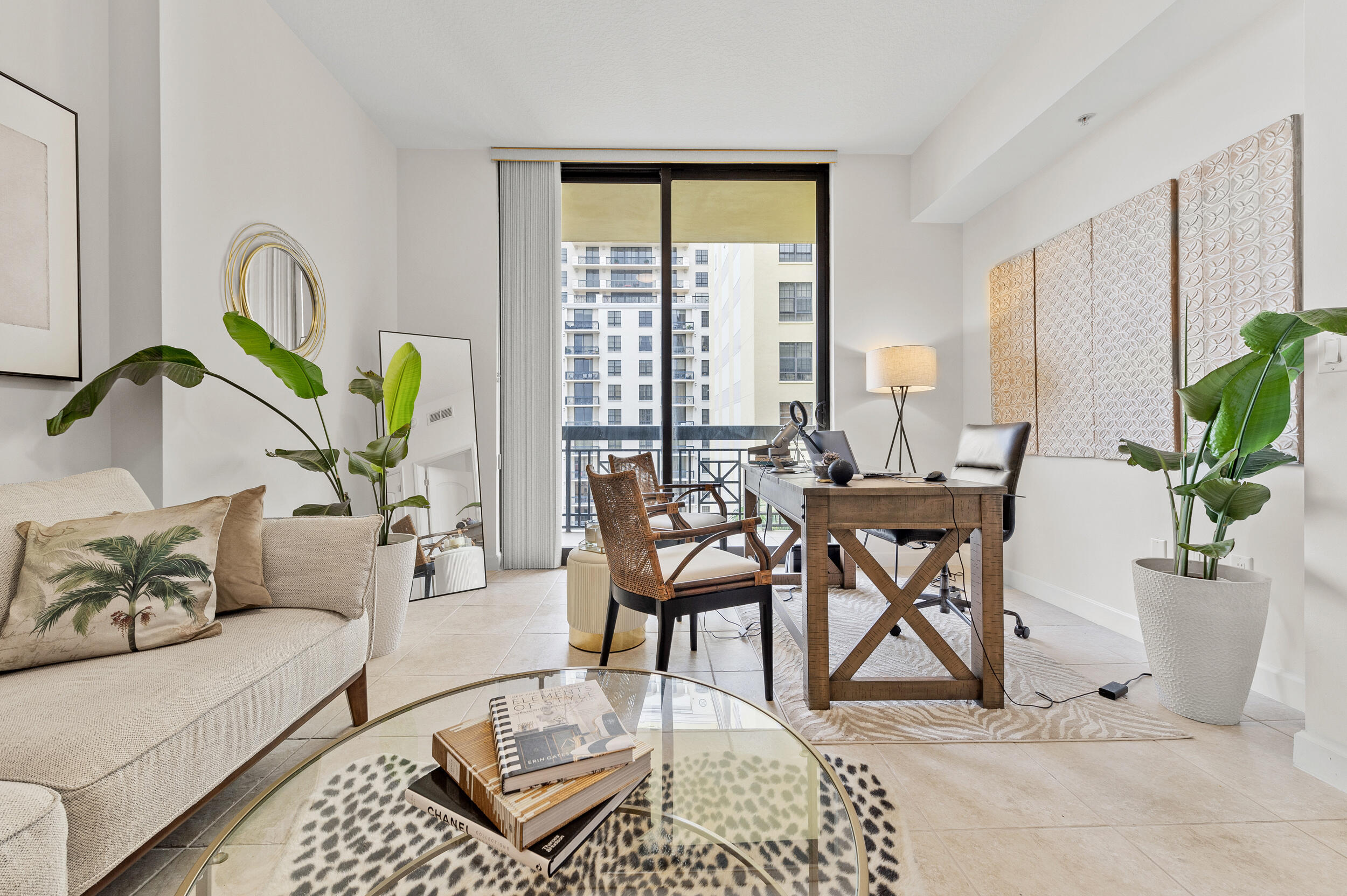 801 S Olive Avenue 1123