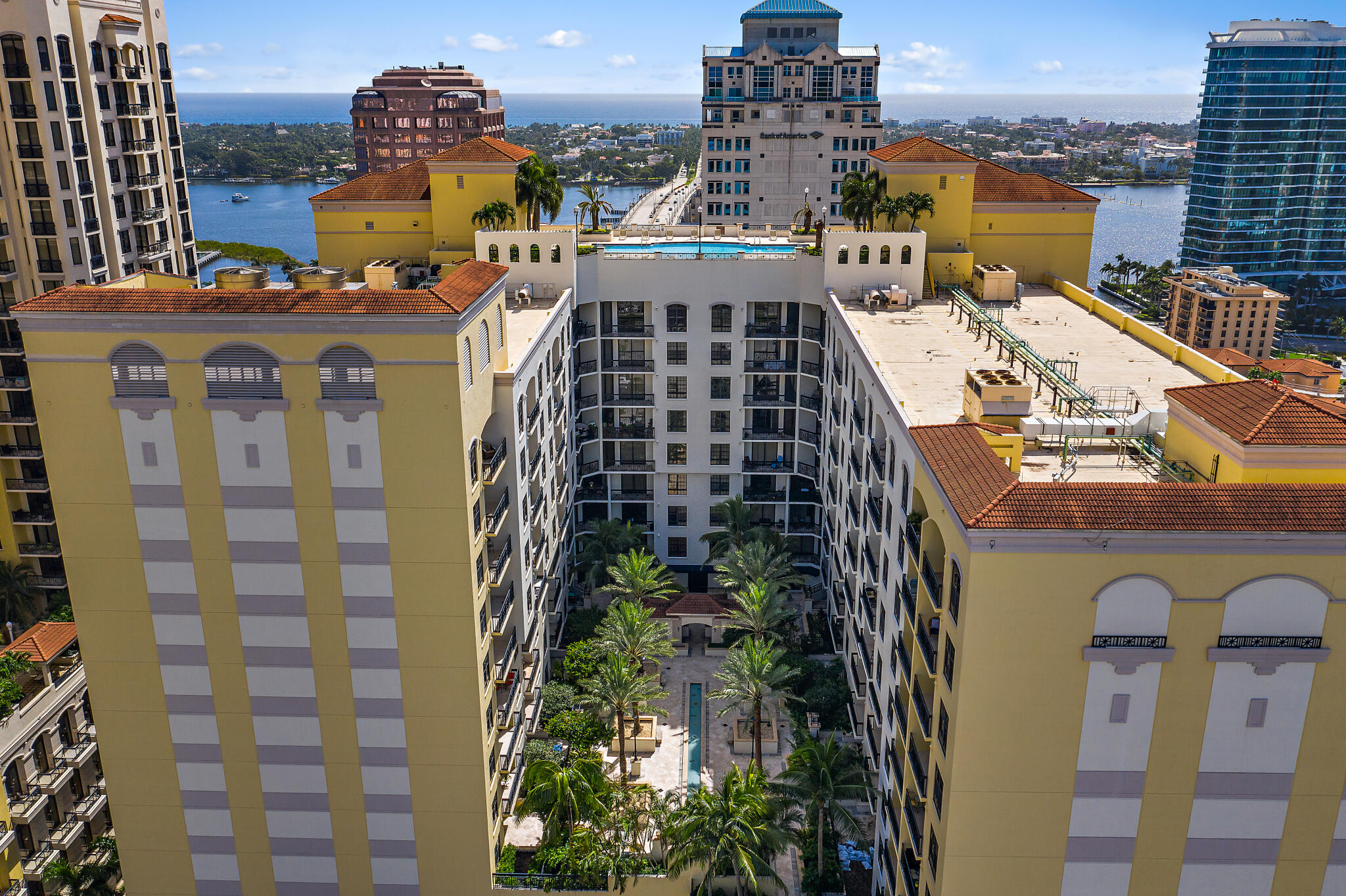 801 S Olive Avenue 1123