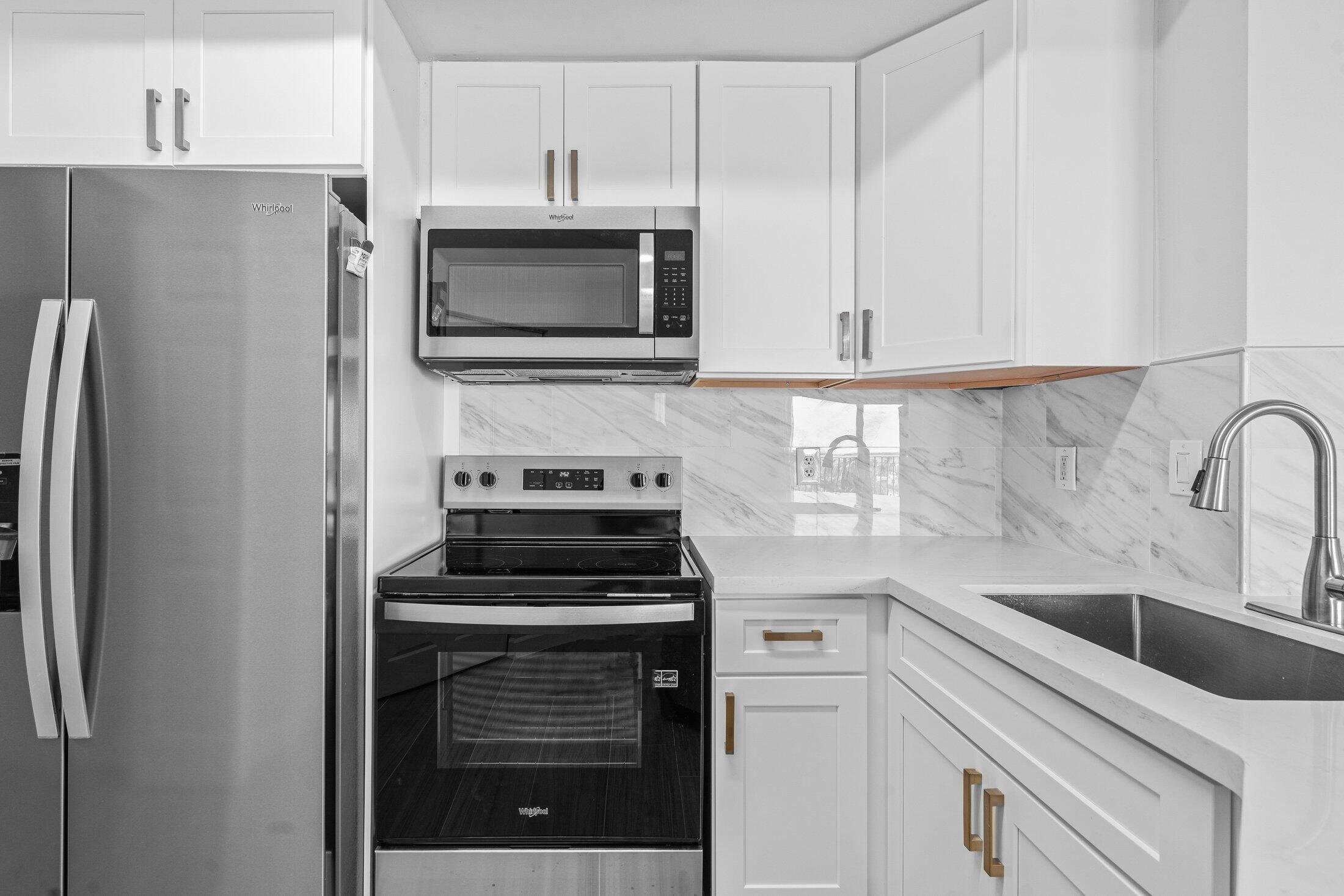 1000 Scotia Drive 604