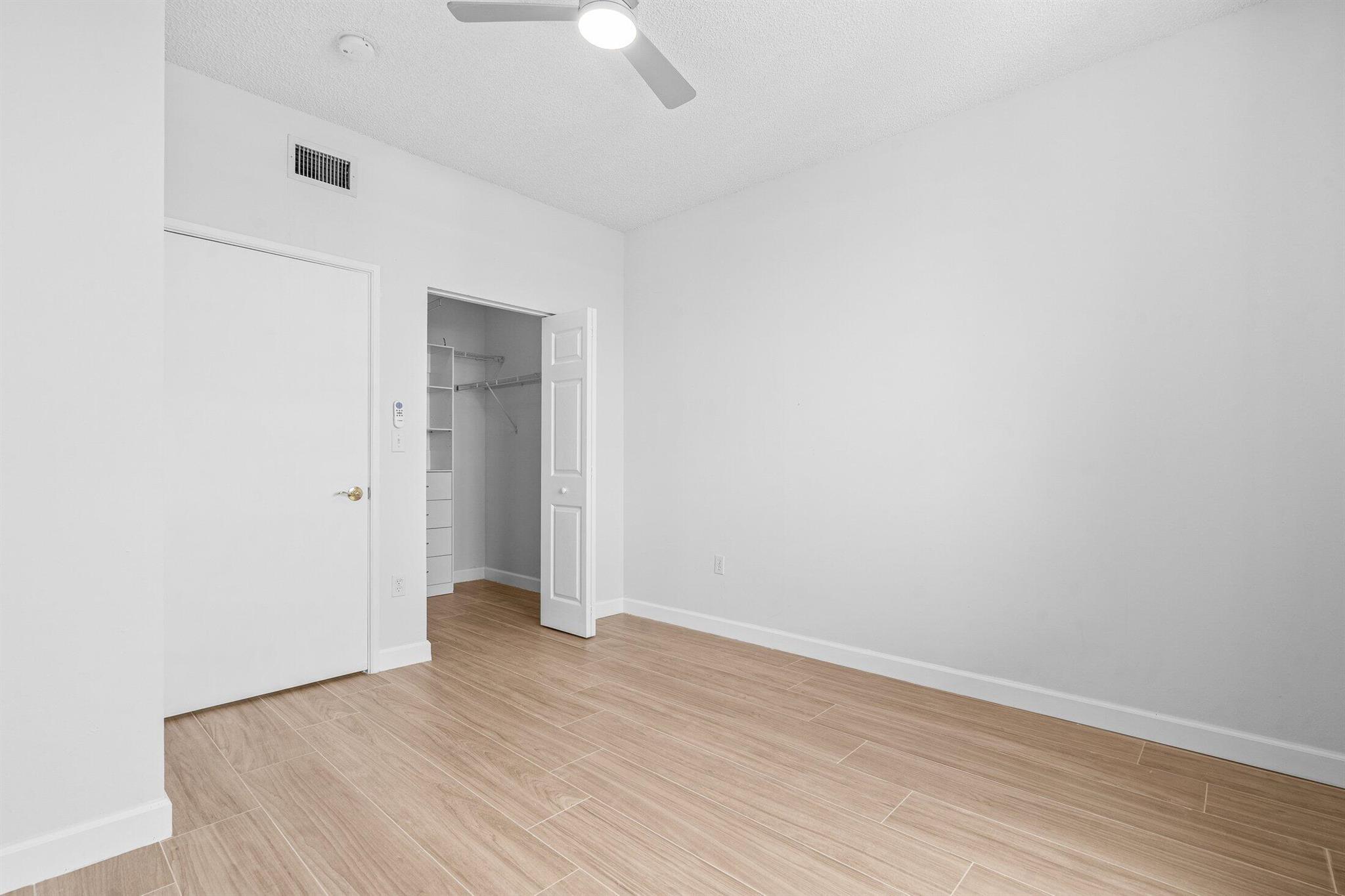 1000 Scotia Drive 604