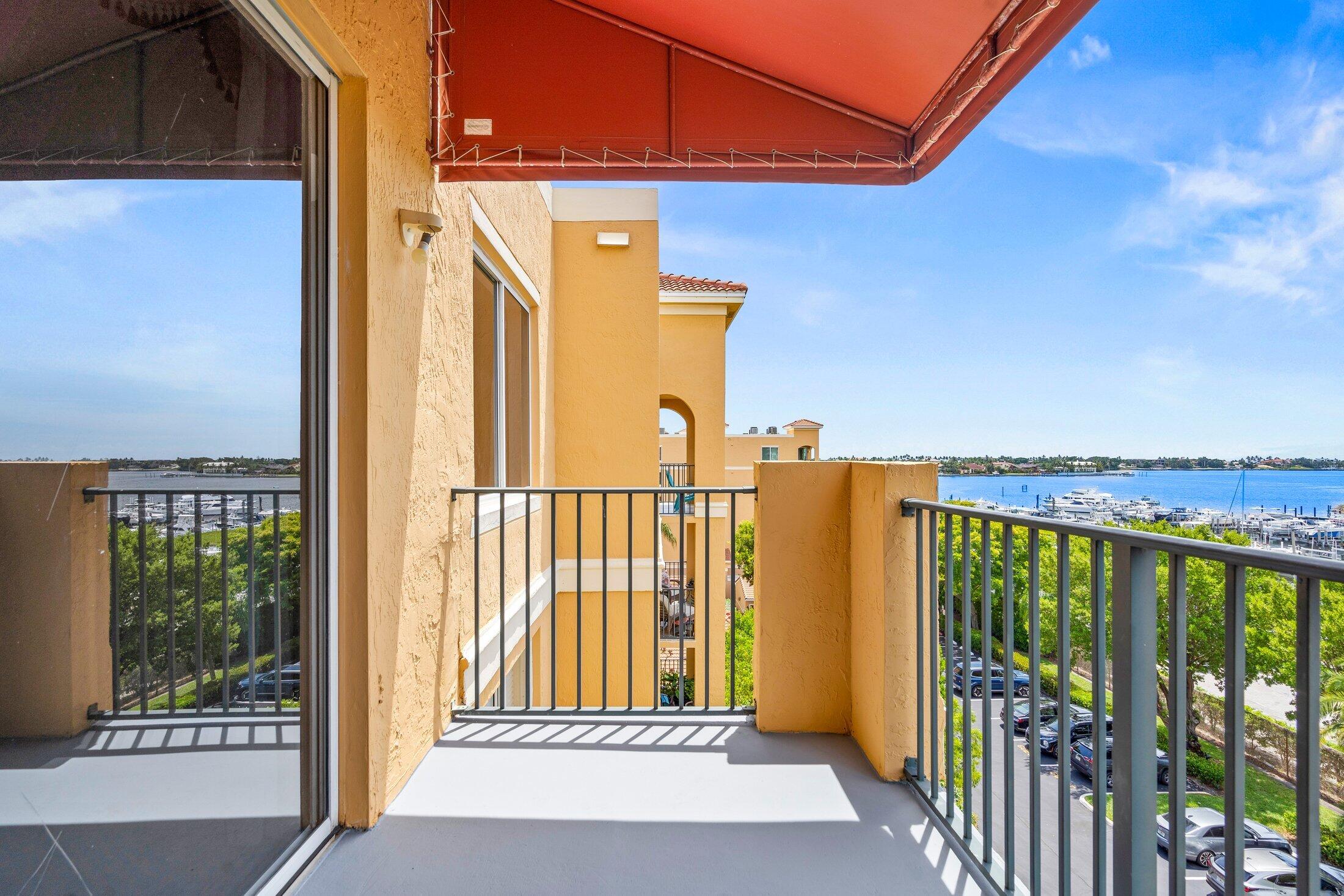 1000 Scotia Drive 604