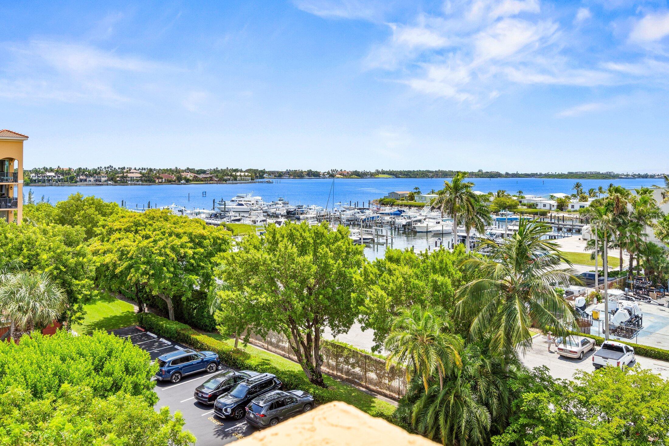 1000 Scotia Drive 604