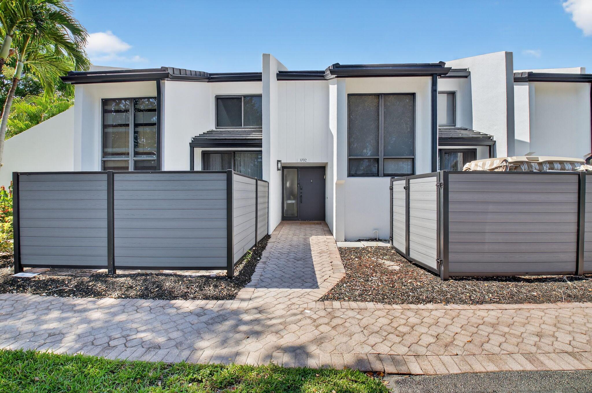 3702 Bridgewood Drive