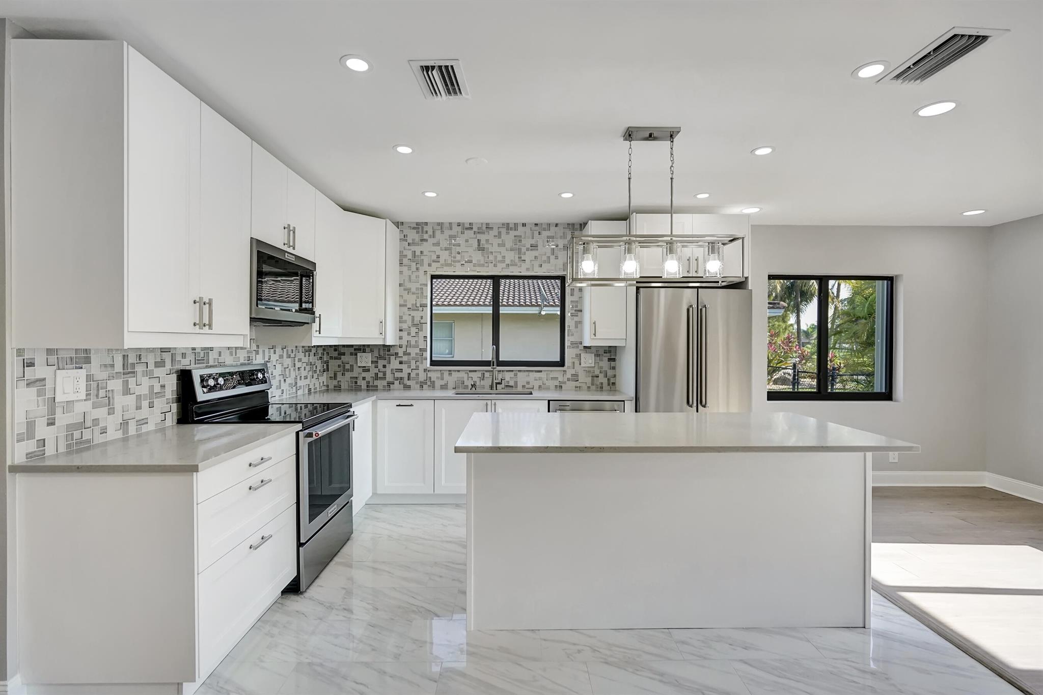 2960 NW 87th Terrace