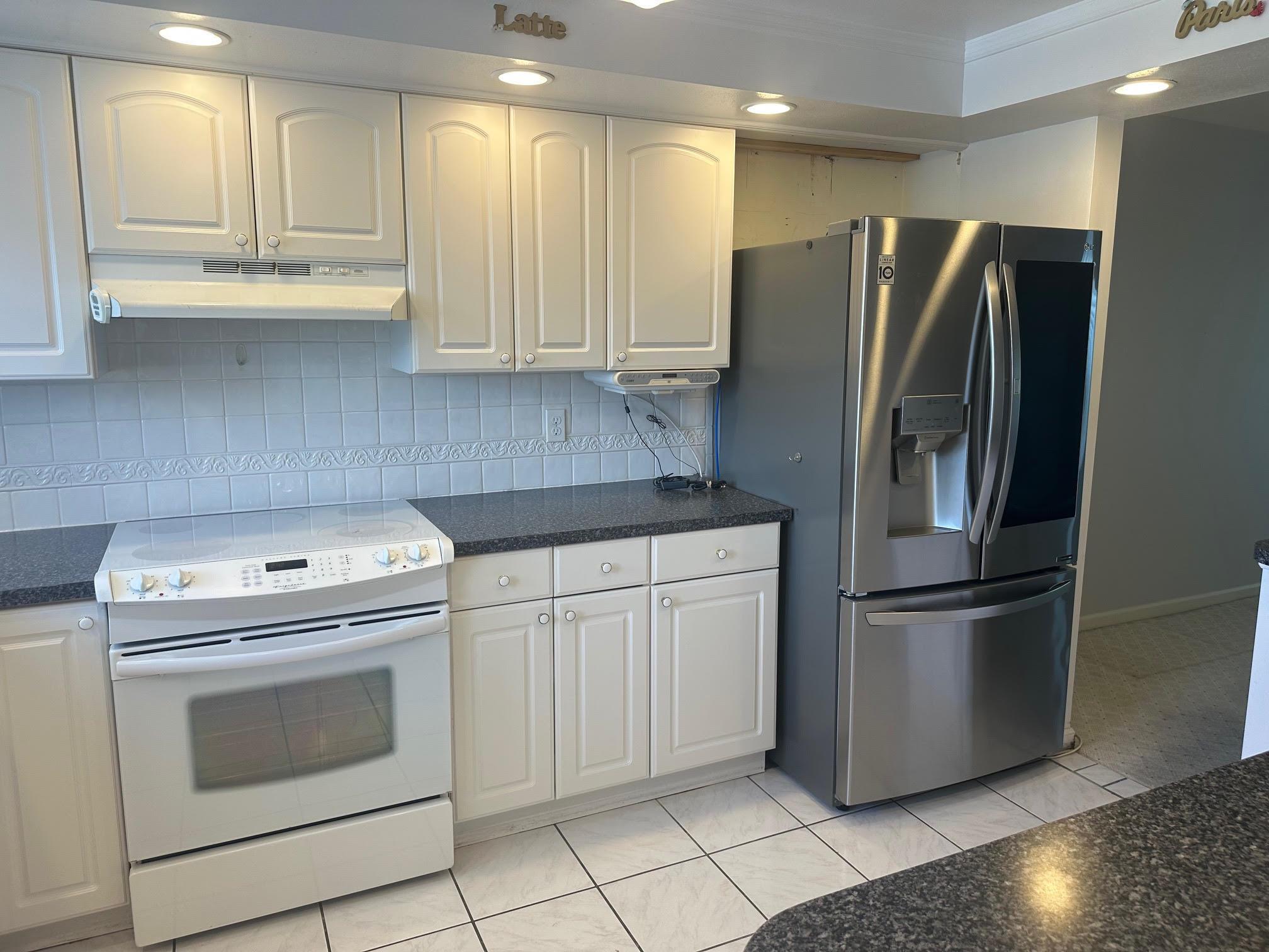 2012 S Federal Highway 303