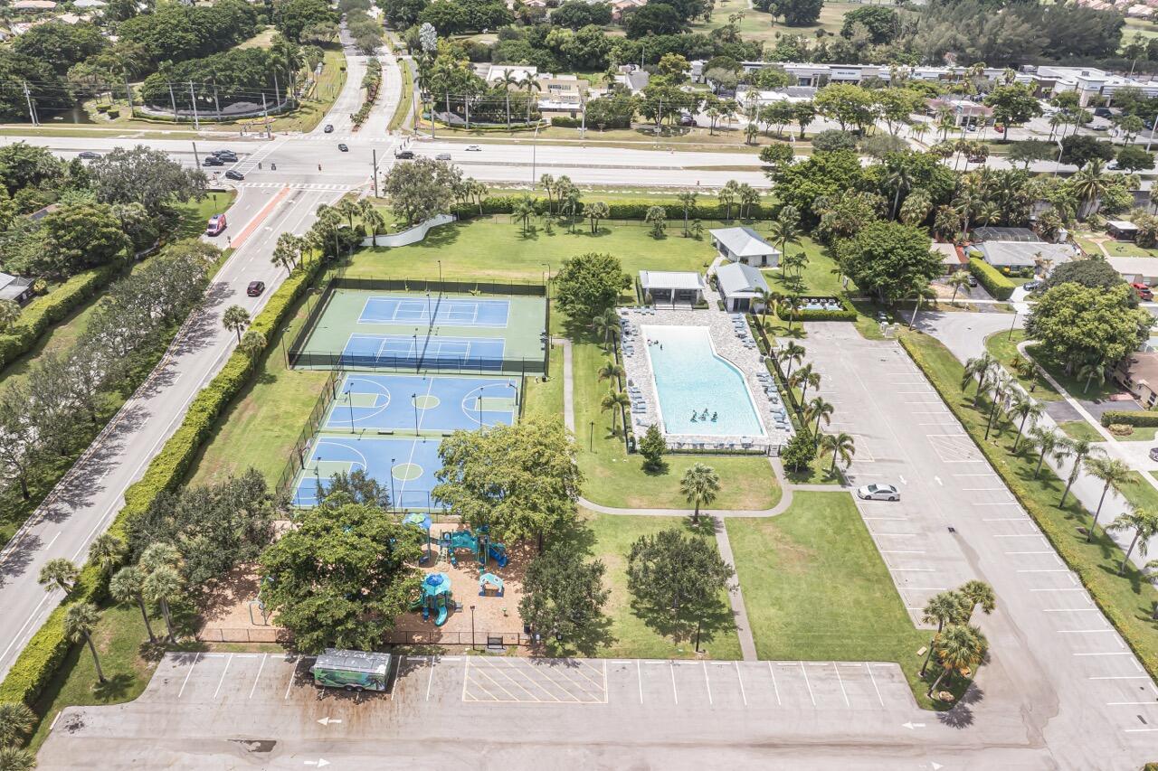 19657 Carolina Circle