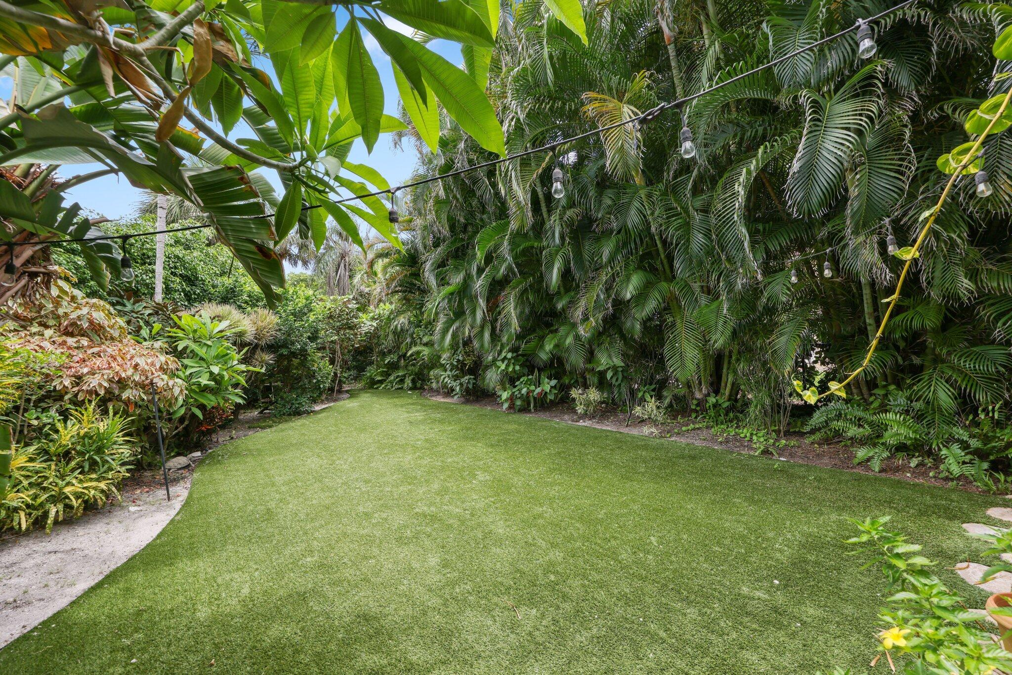 1018 Grand Court
