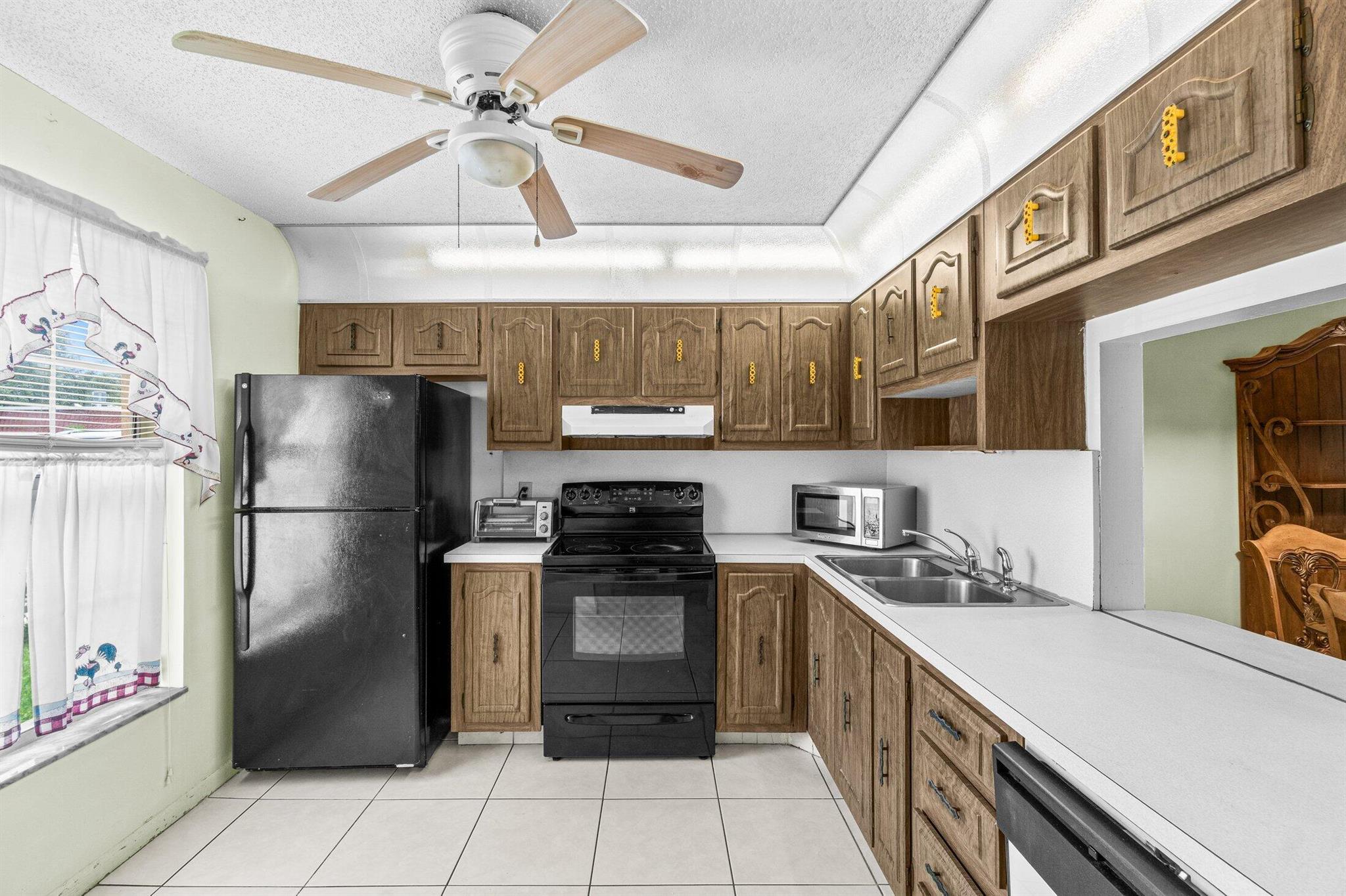 769 Nantucket Circle