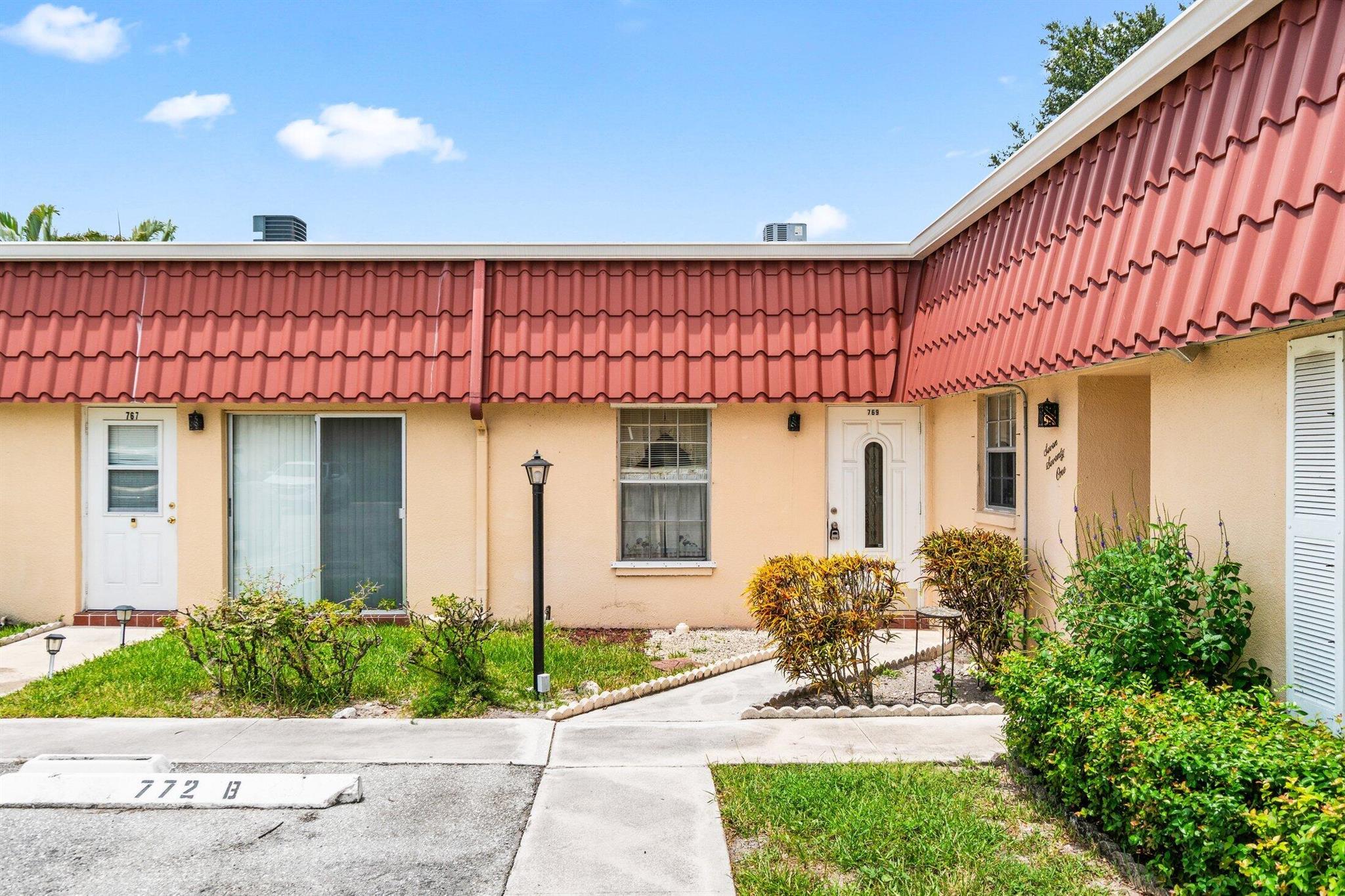 769 Nantucket Circle