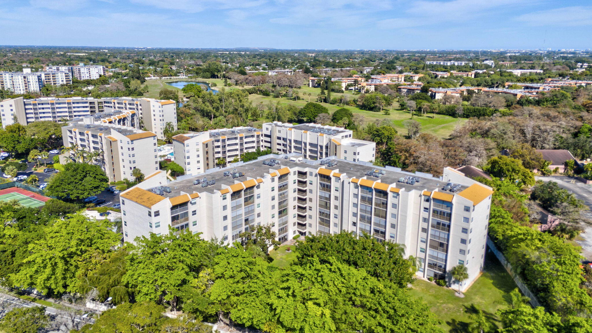 3910 Inverrary Boulevard 601-B