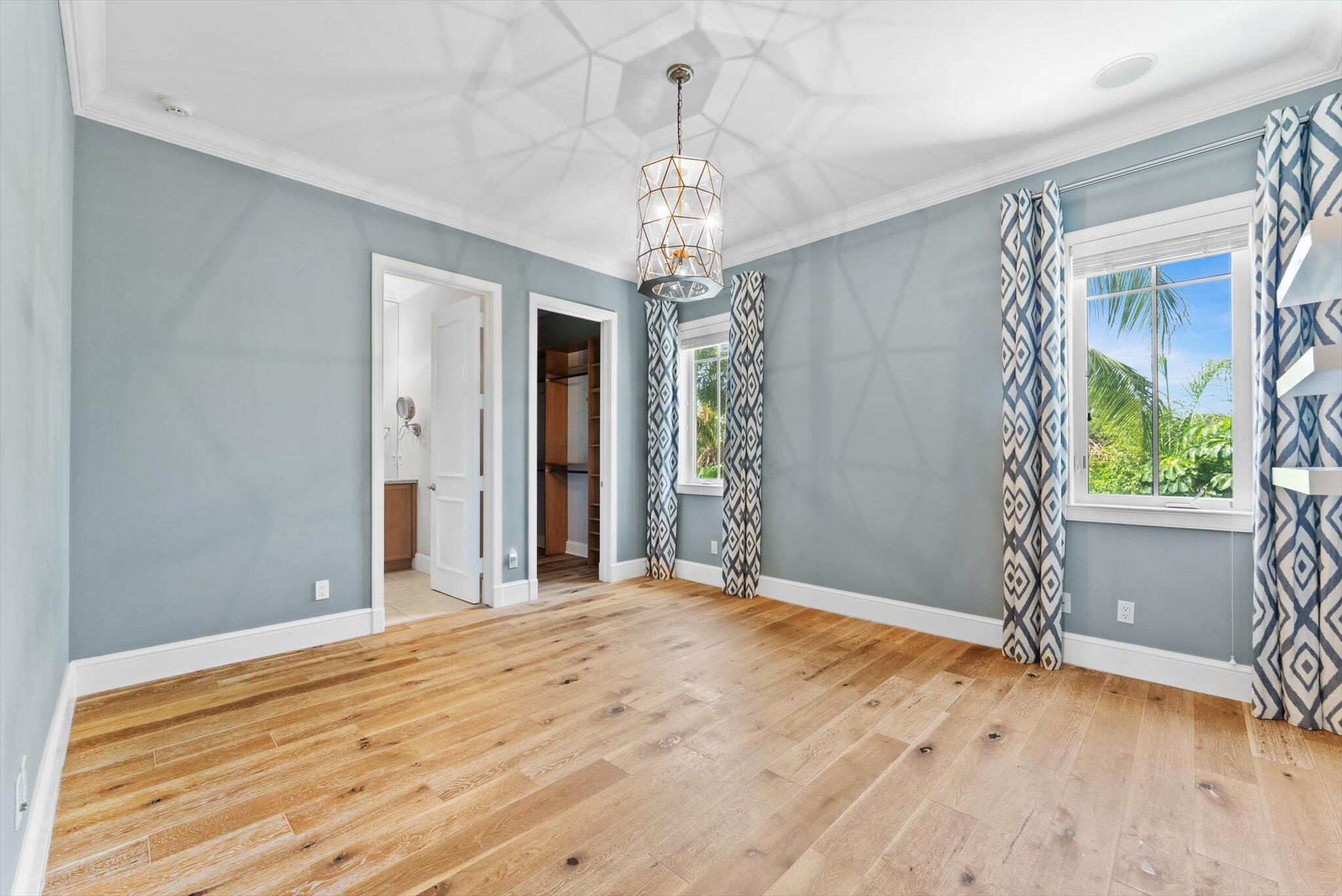 475 NE 4th Street