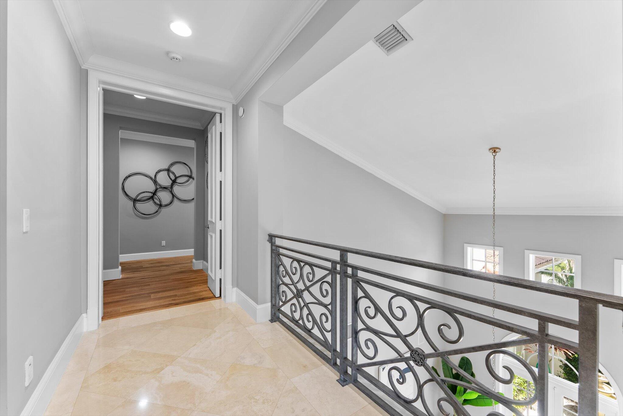 475 NE 4th Street
