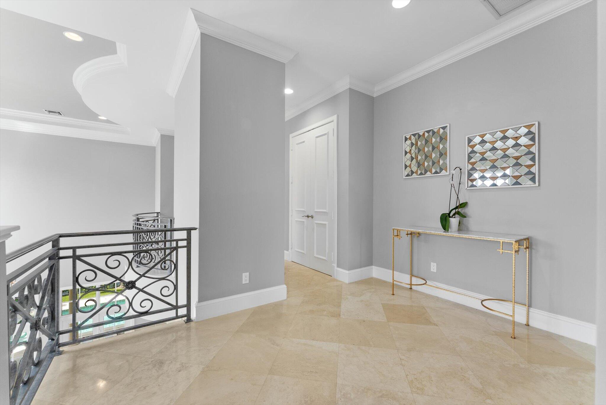 475 NE 4th Street