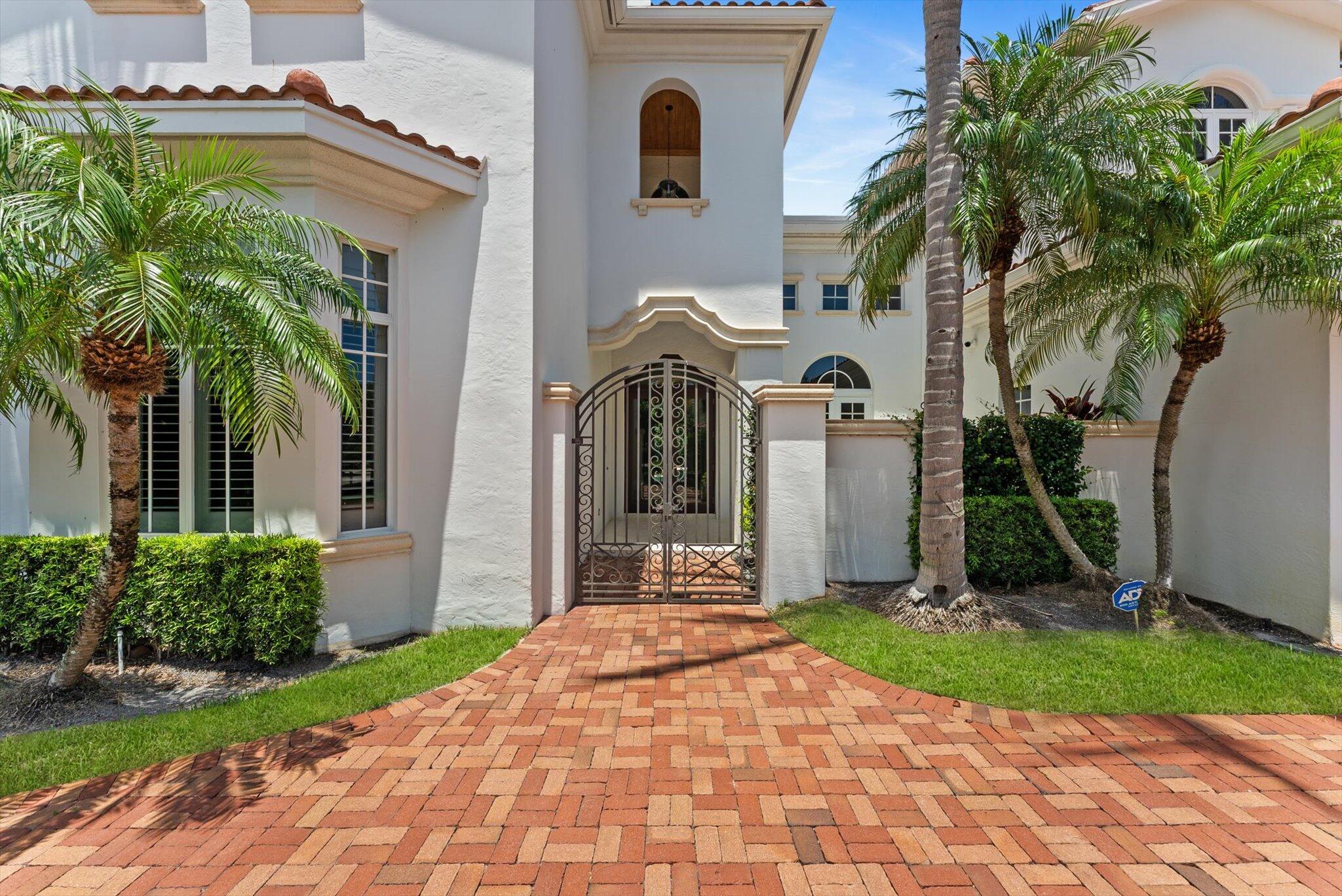475 NE 4th Street