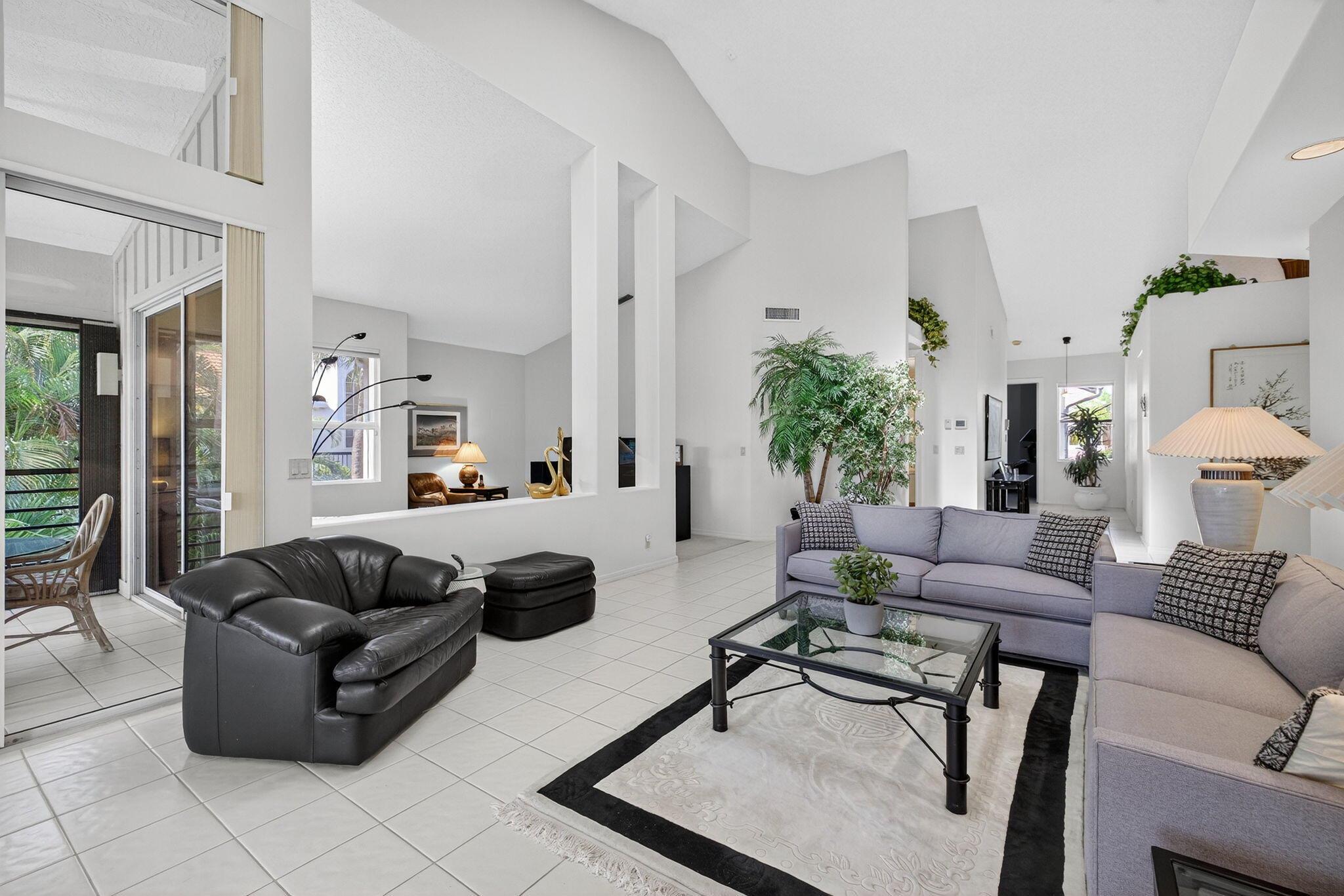 5800 NW 24th Avenue 303