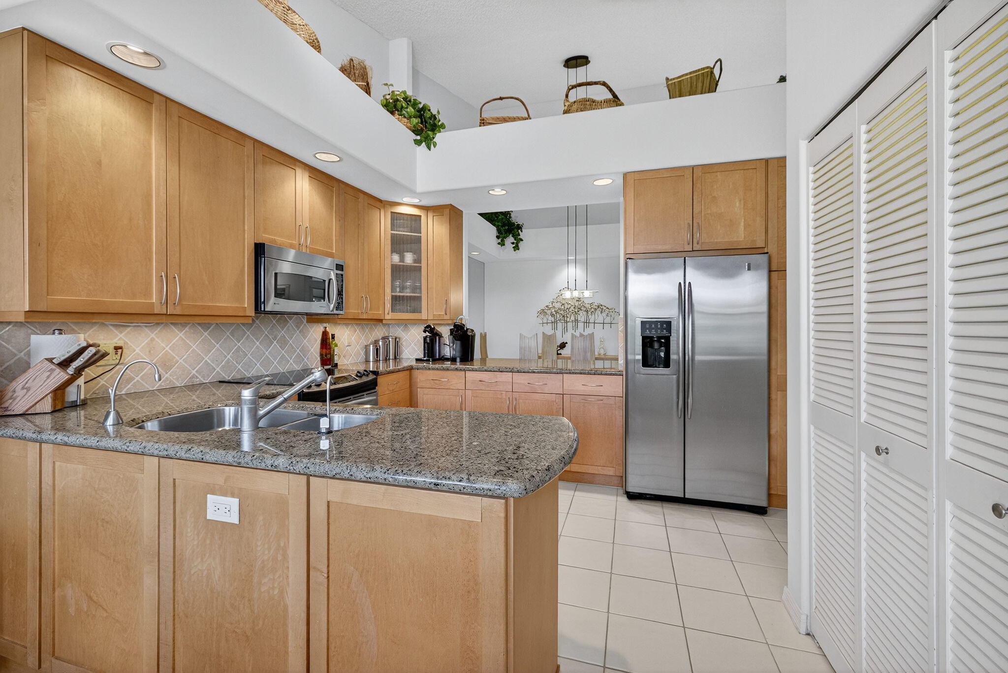 5800 NW 24th Avenue 303