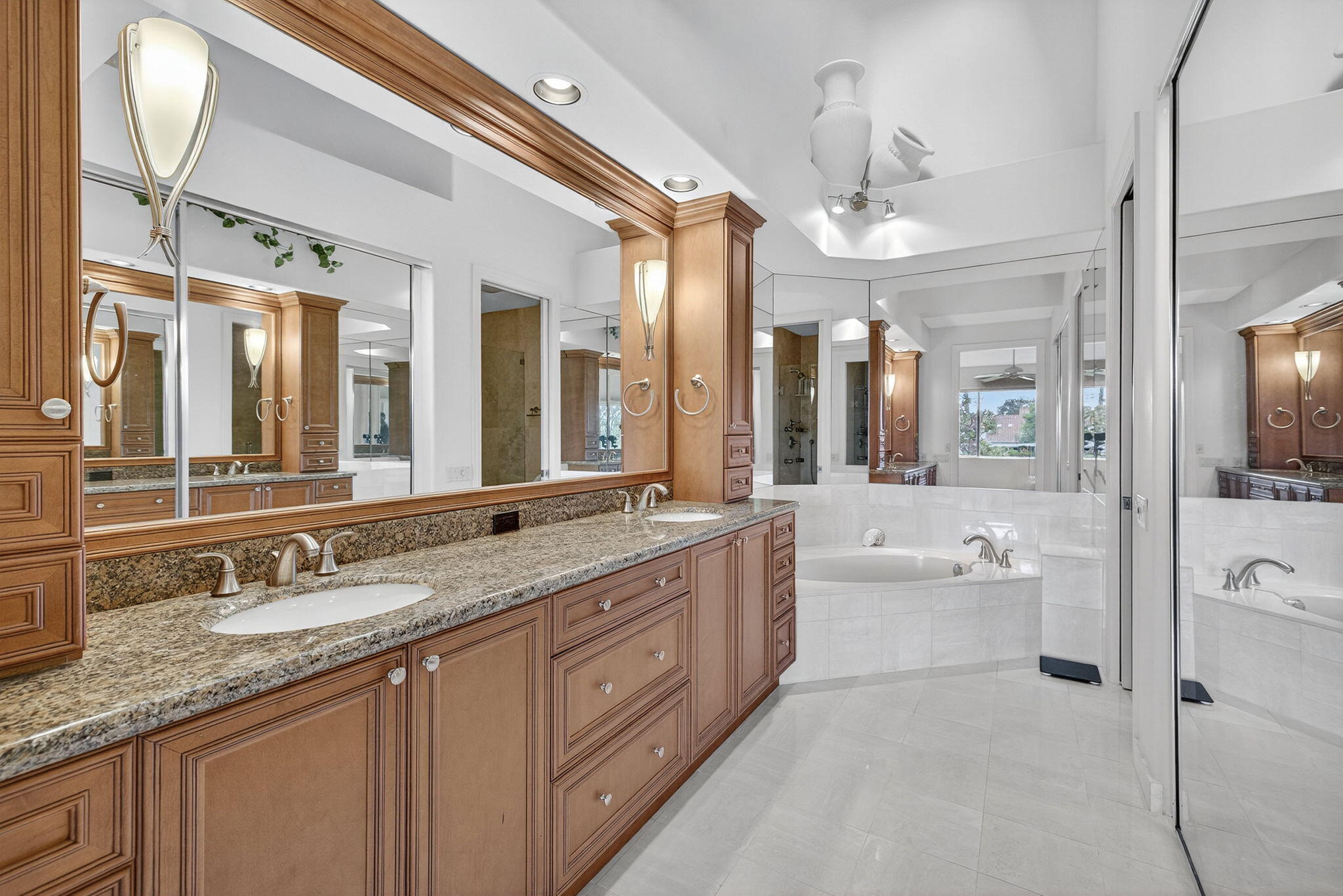 5800 NW 24th Avenue 303