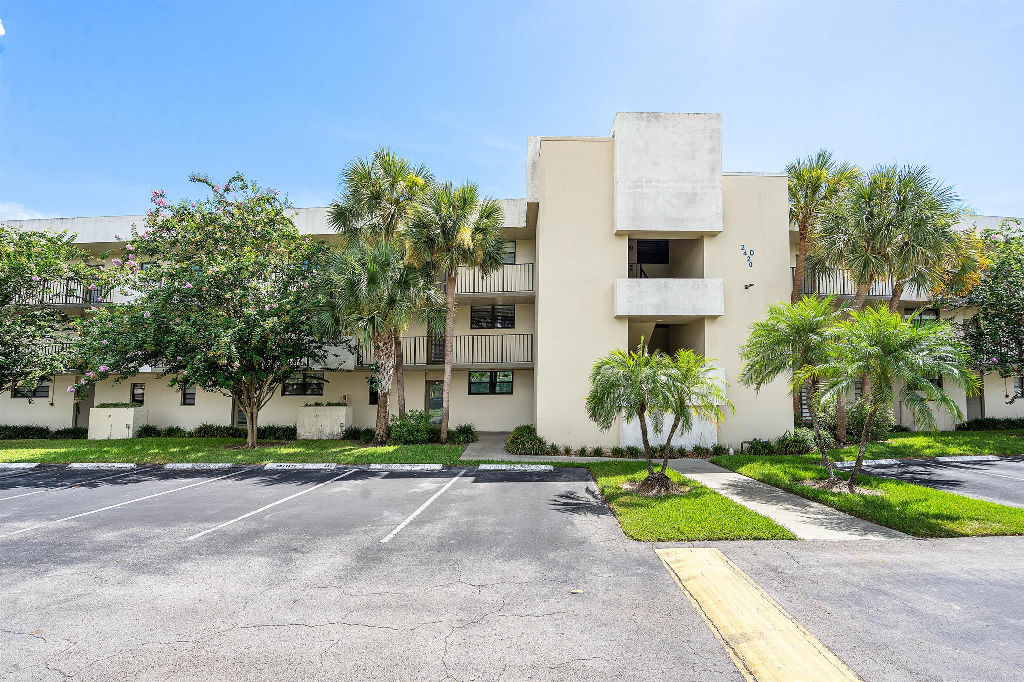 2420 Deer Creek Country Club Boulevard 206-D