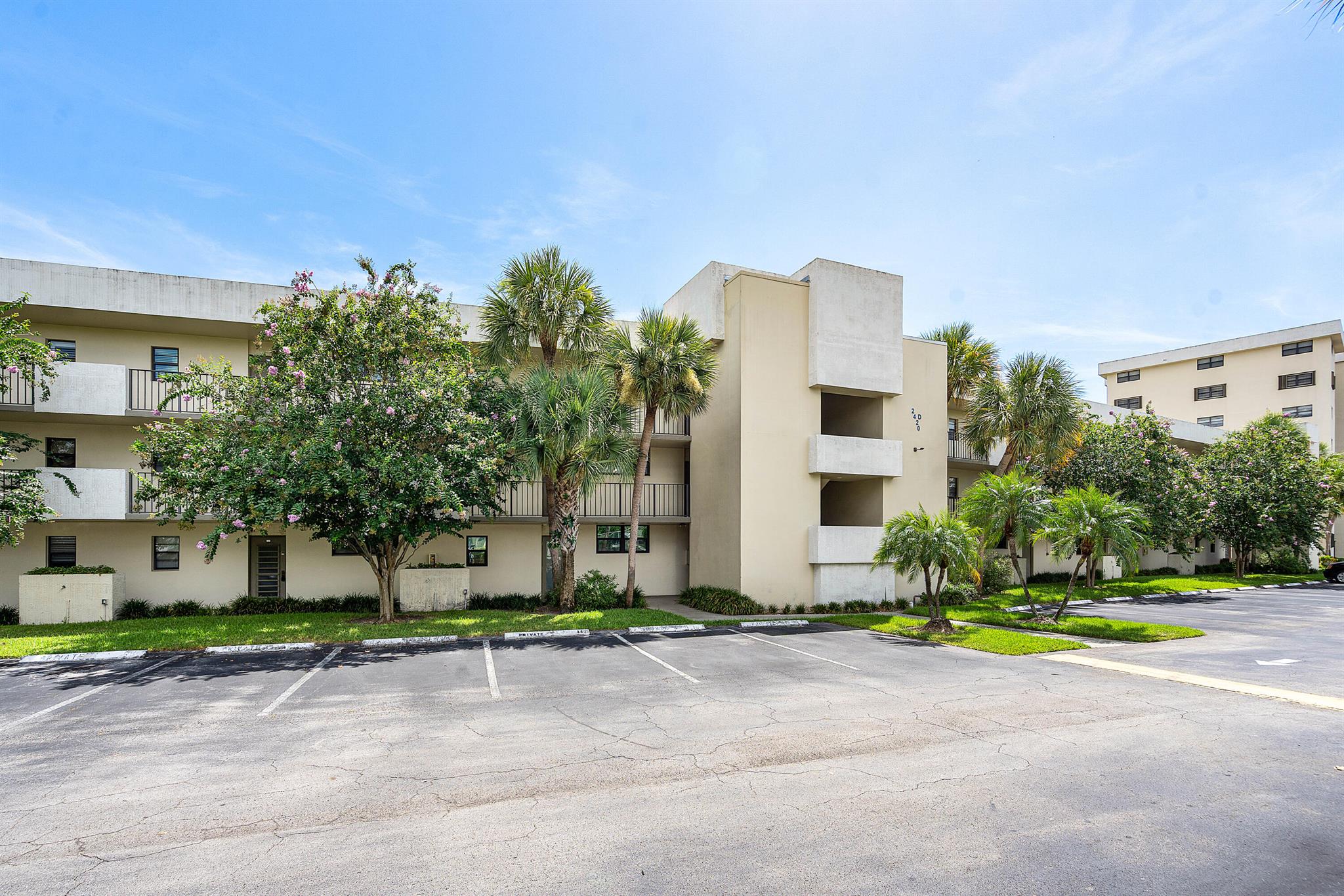 2420 Deer Creek Country Club Boulevard 206-D