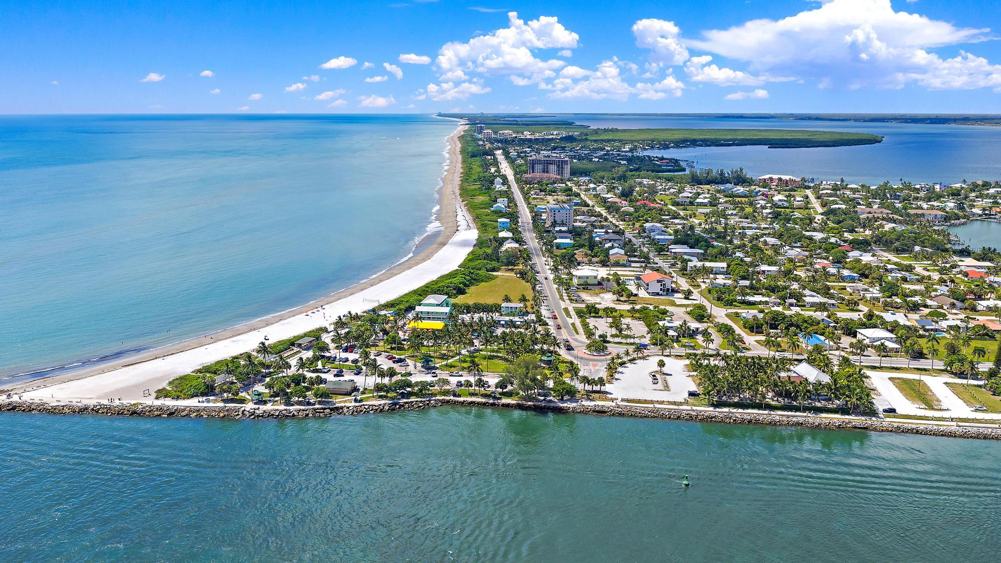 901 S Ocean Drive
