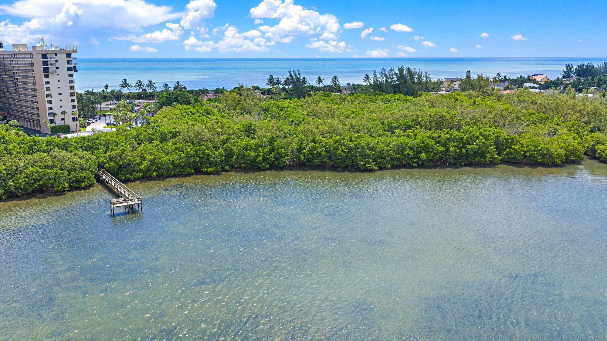 901 S Ocean Drive
