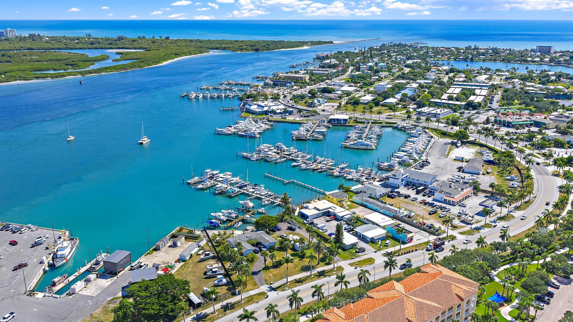 901 S Ocean Drive