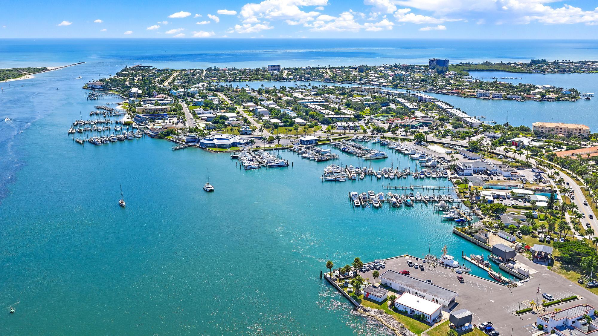 901 S Ocean Drive