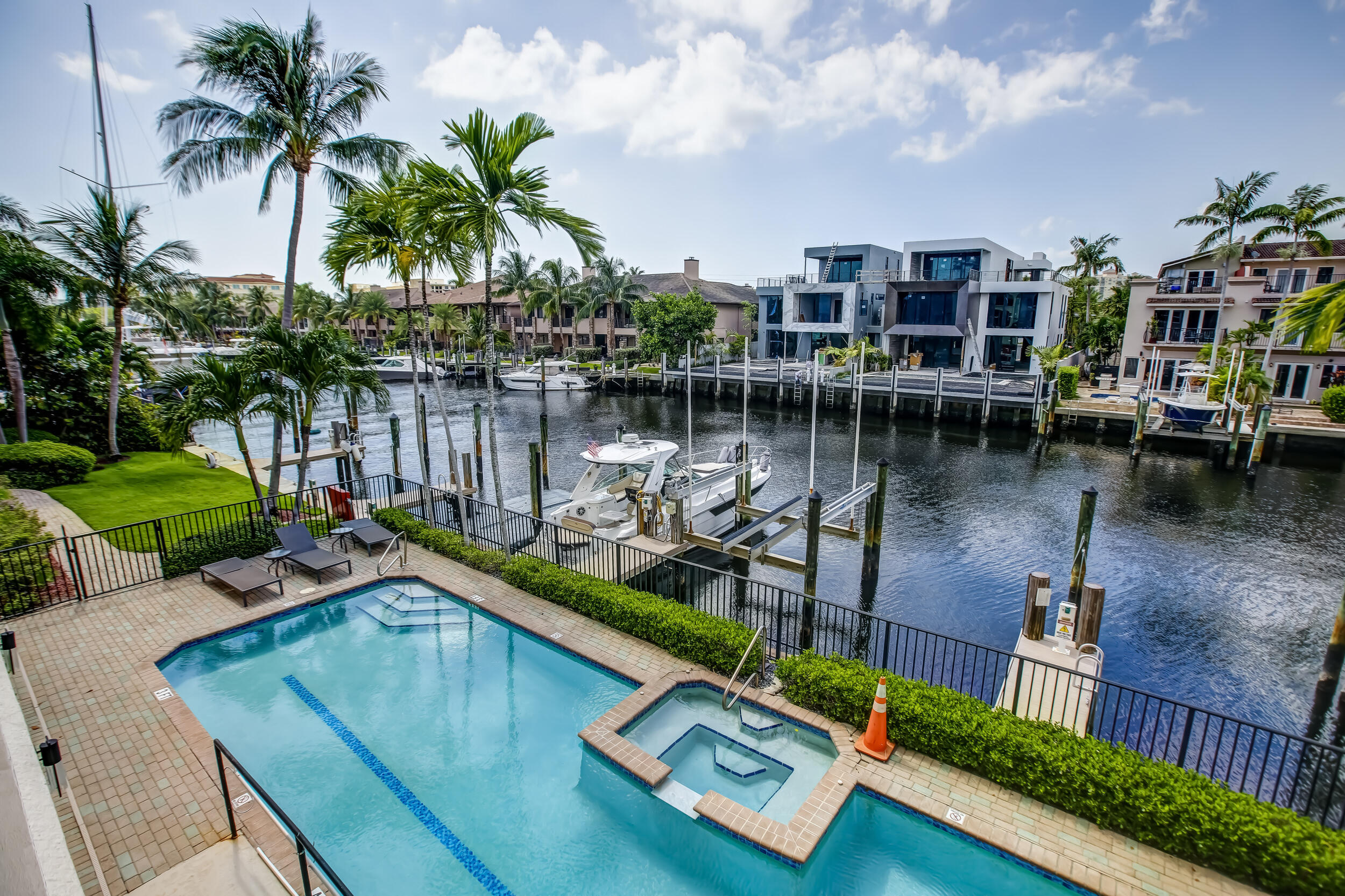 2720 NE 15th Street 203