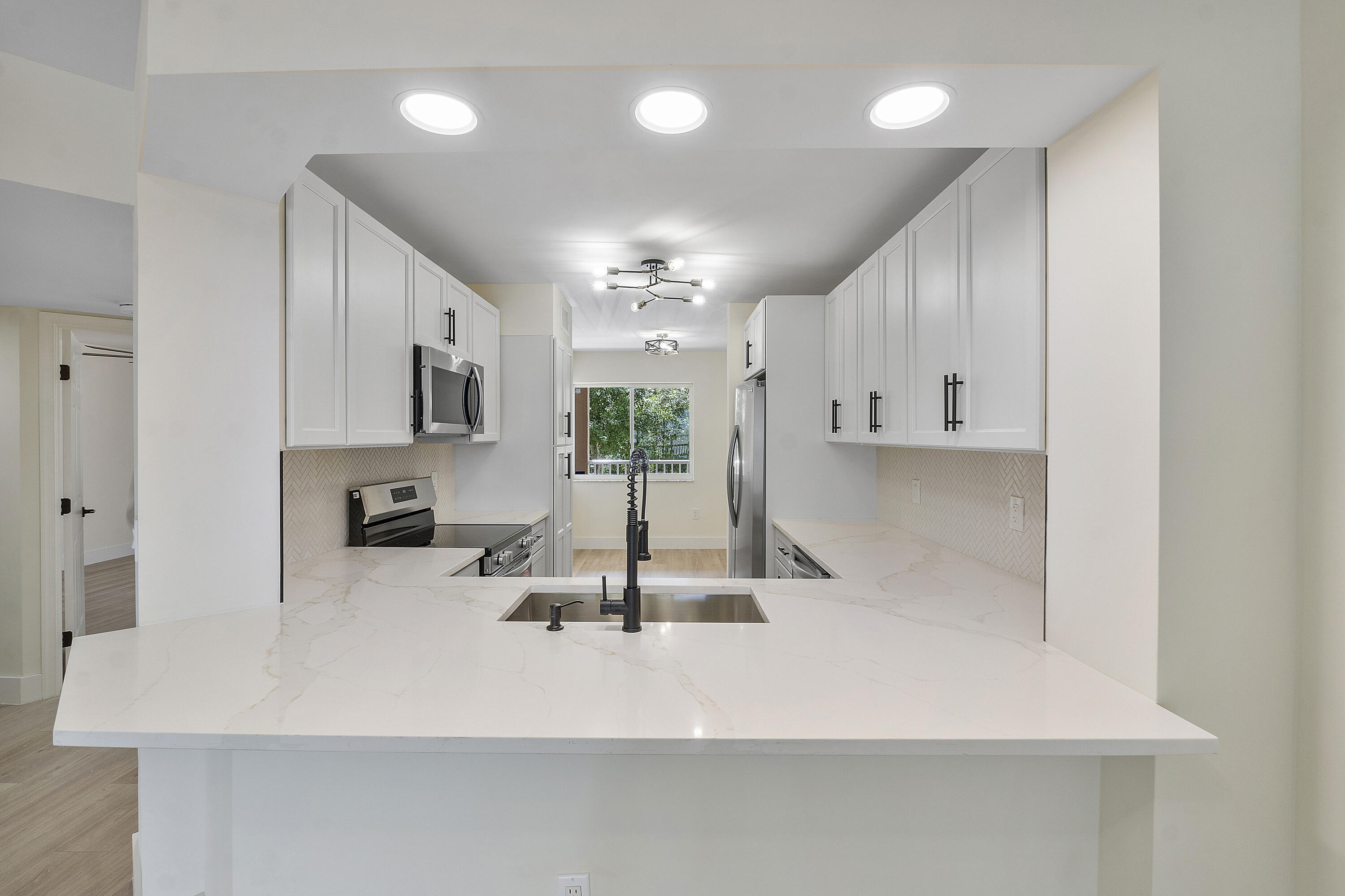 9575 Weldon Circle C313