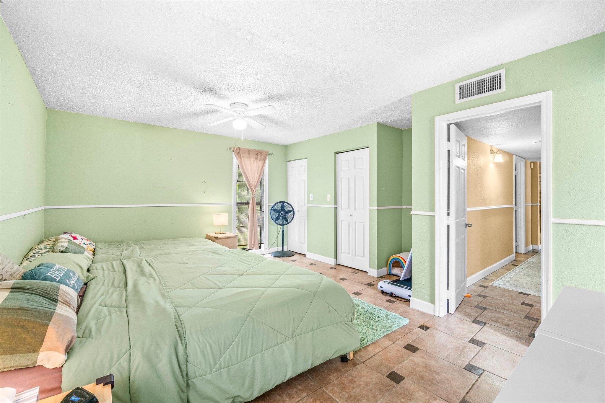 7818 NW 66th Terrace