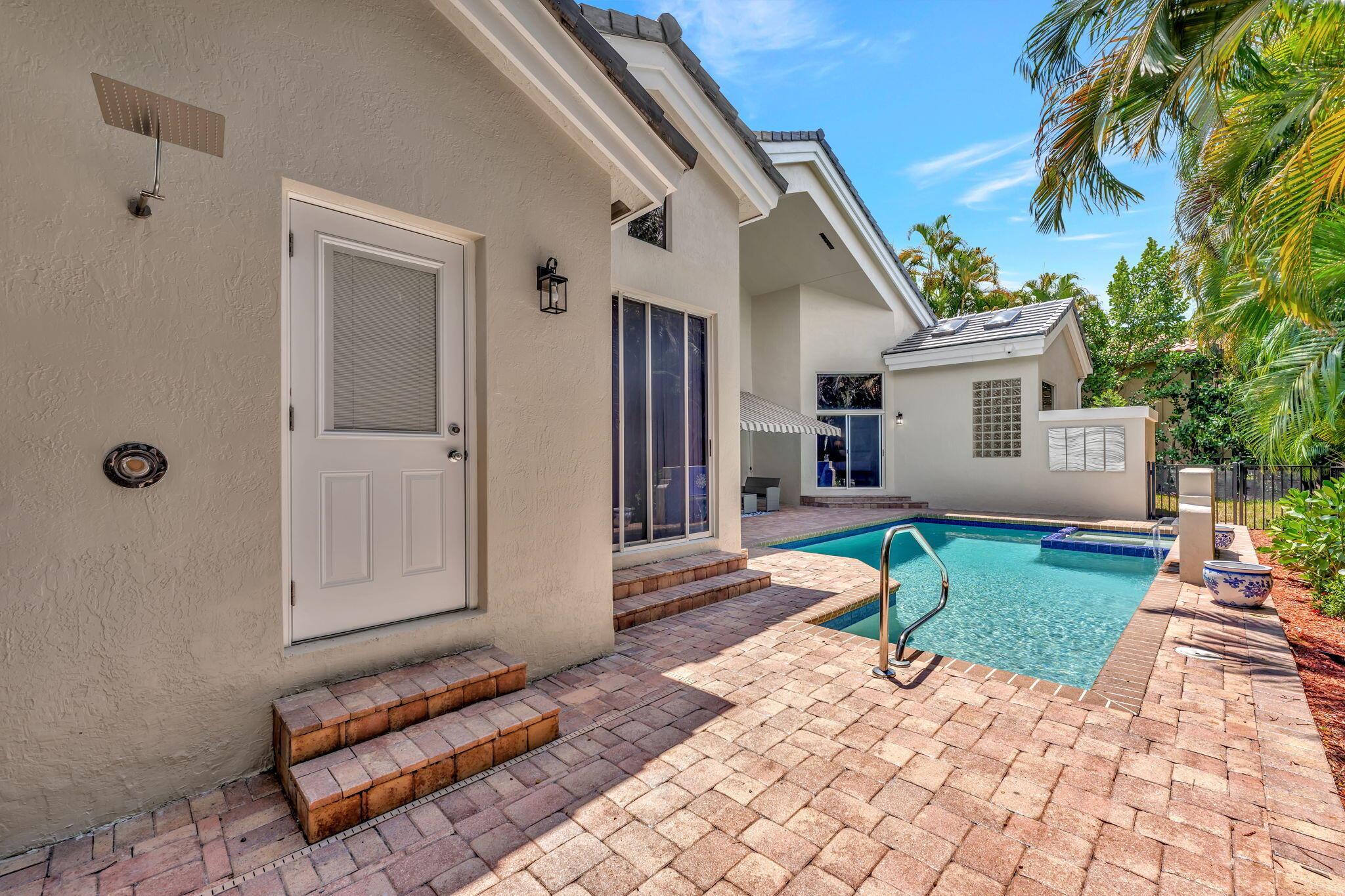 6039 NW 31st Terrace