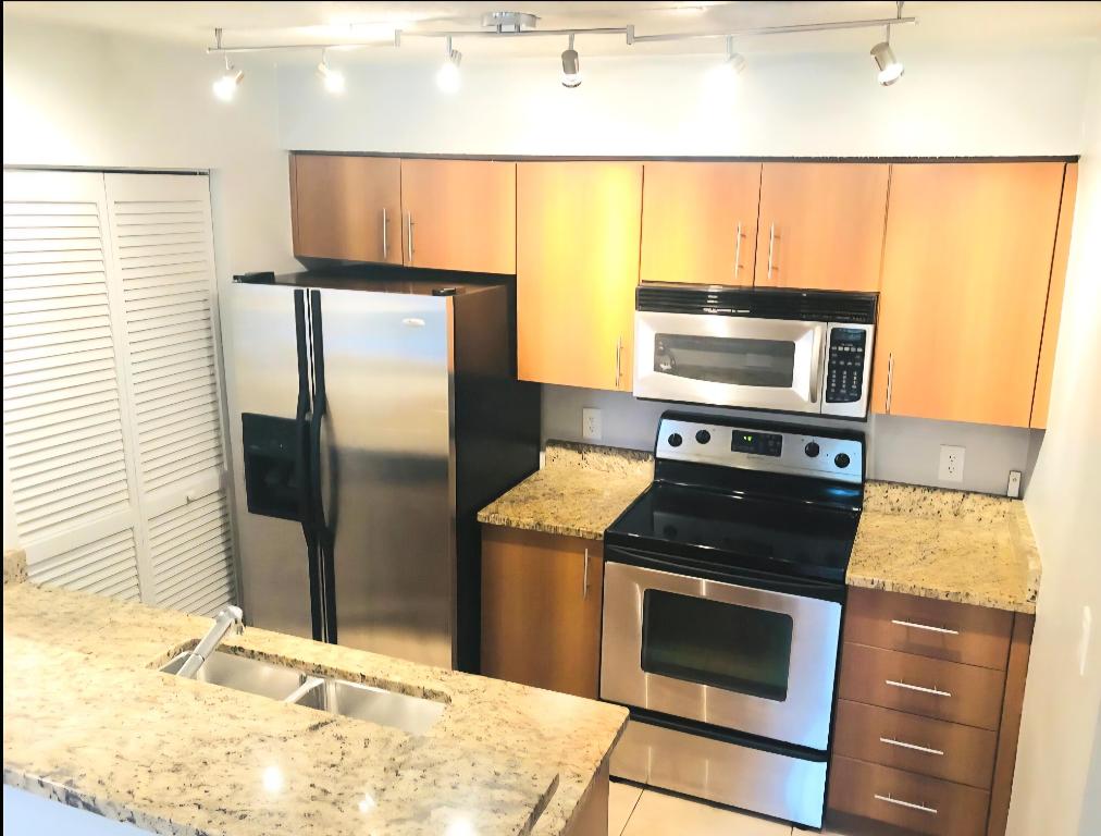 1050 Crystal Way C, Delray Beach Unit: C