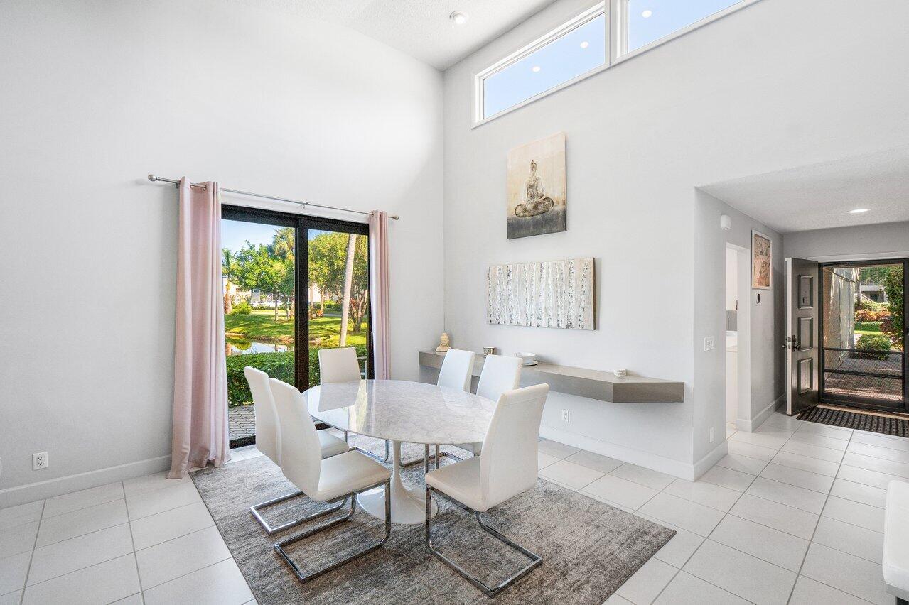 12 Eastgate Drive D