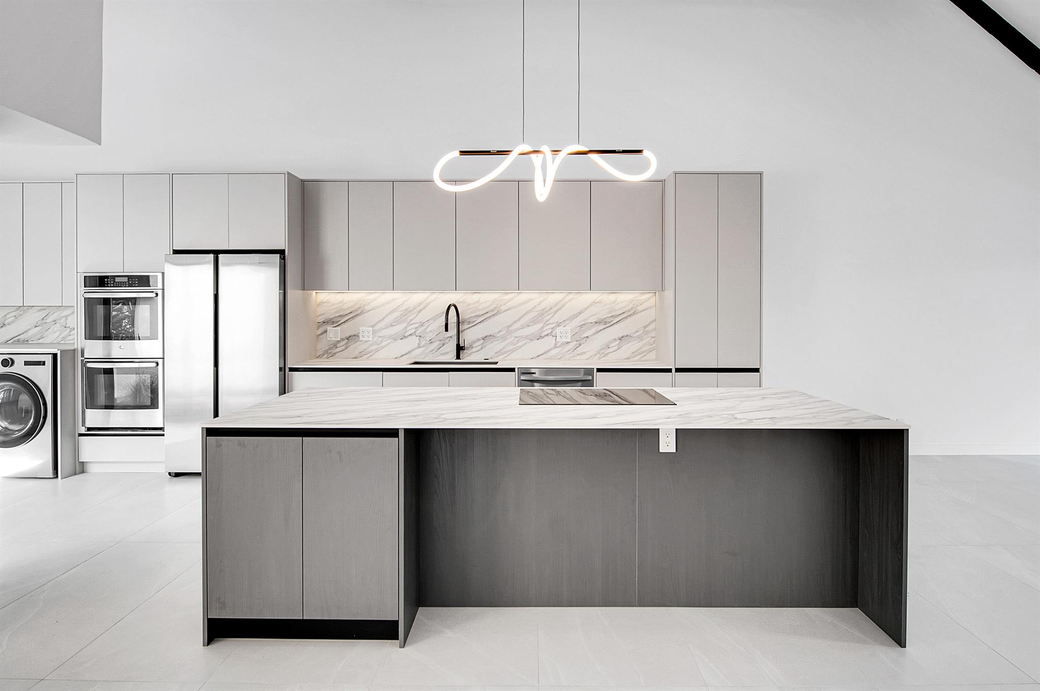 6560 Las Flores Drive