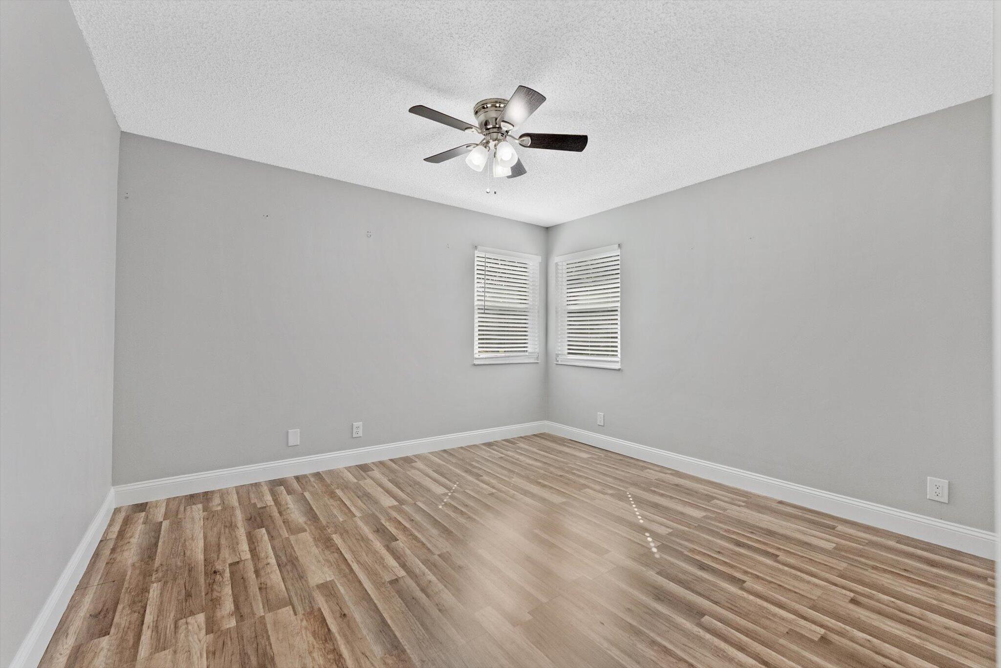 5185 NW 52nd Street