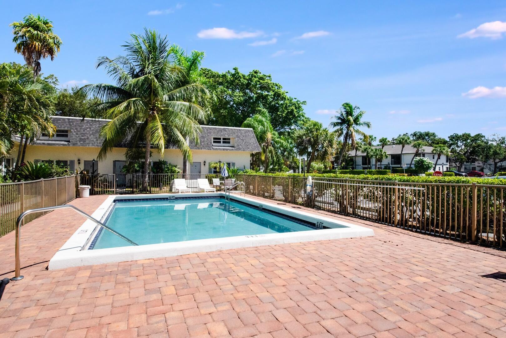 1945 NW 4th Avenue 30