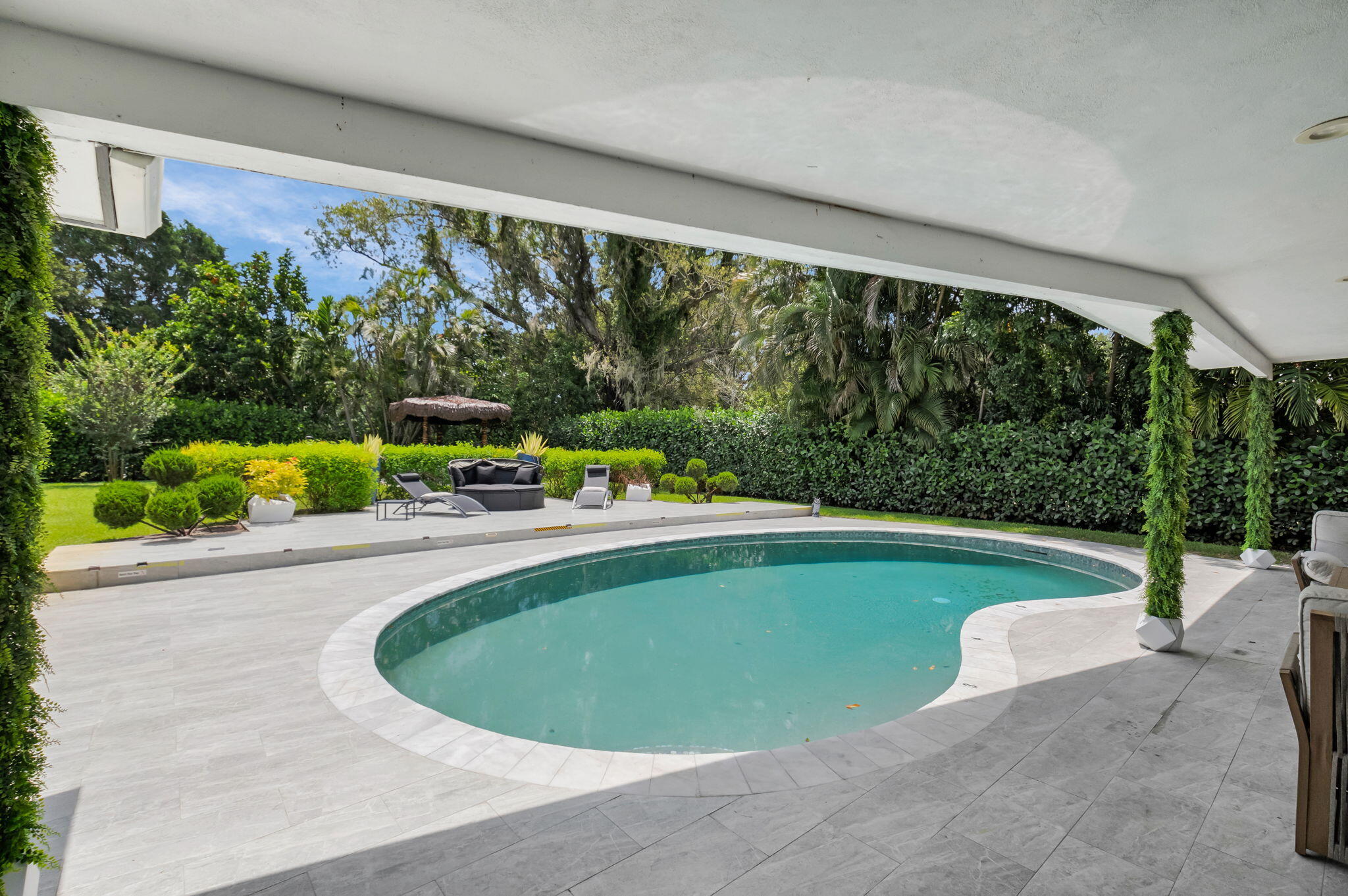 351 Homewood Boulevard