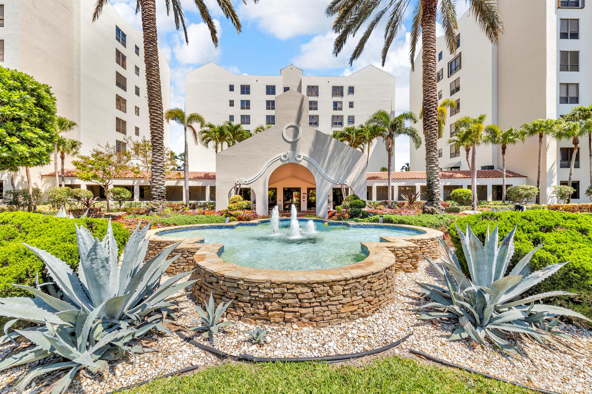 7351 Promenade Drive 801f