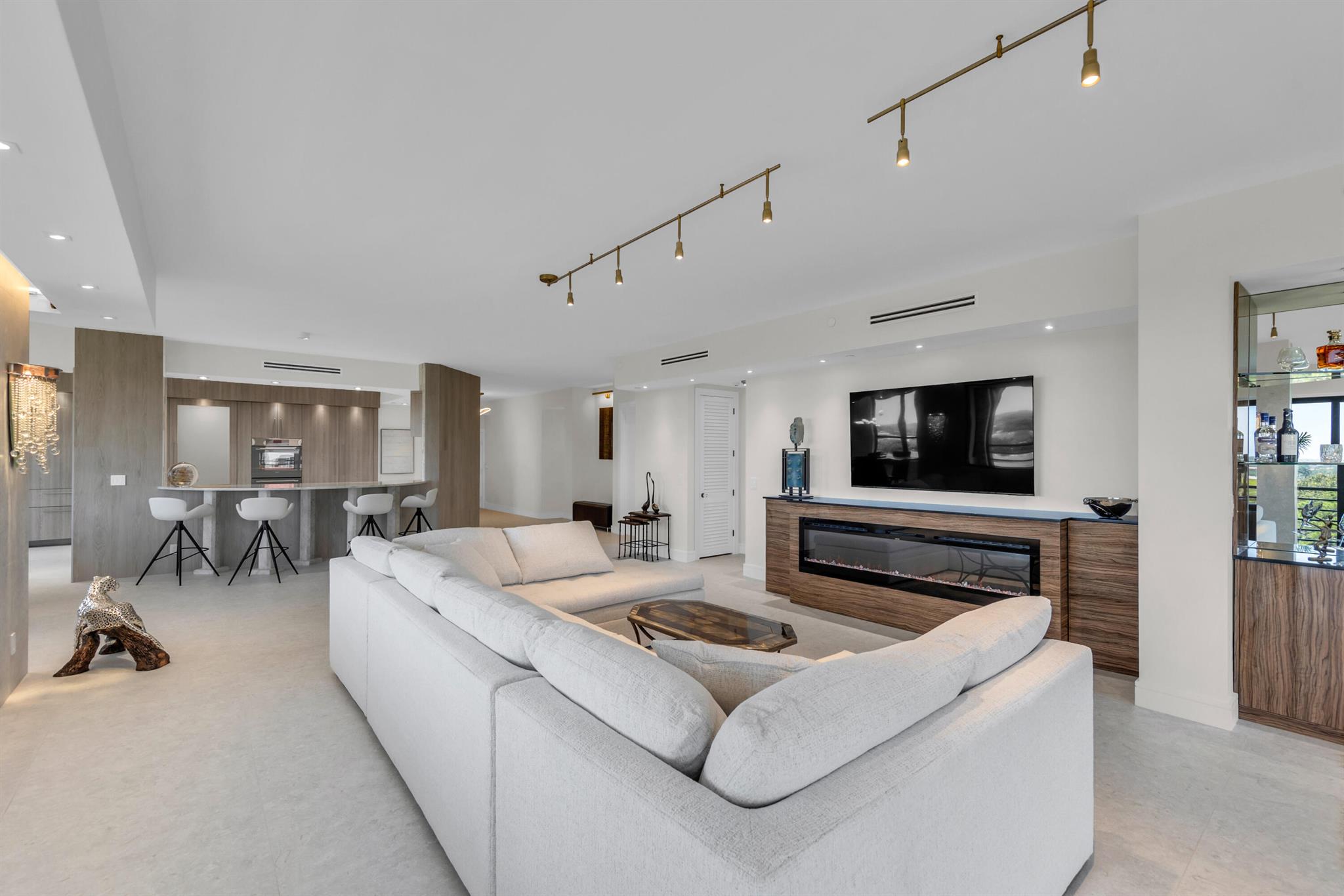 7351 Promenade Drive 801f