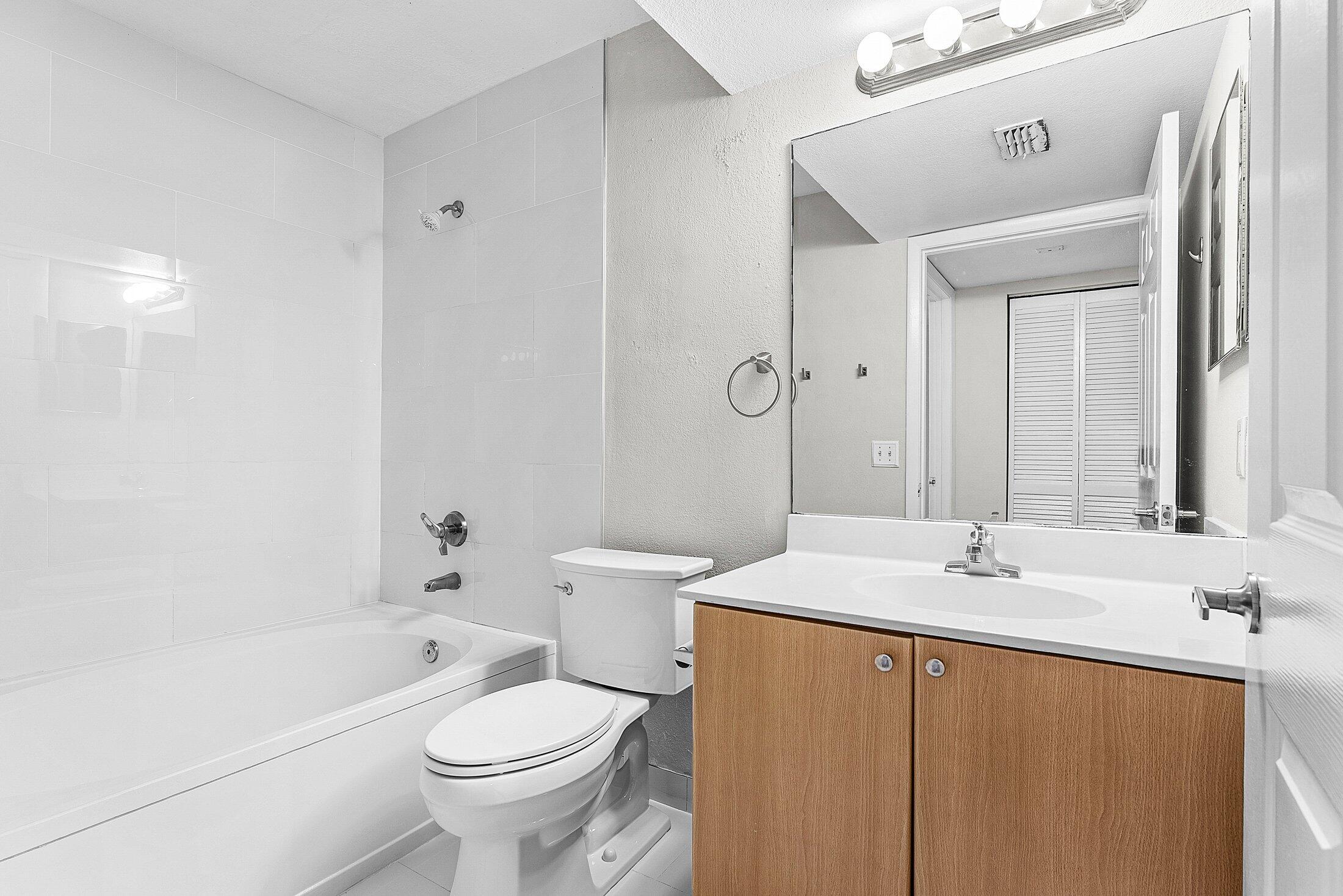 1780 Palm Cove Boulevard 6-105