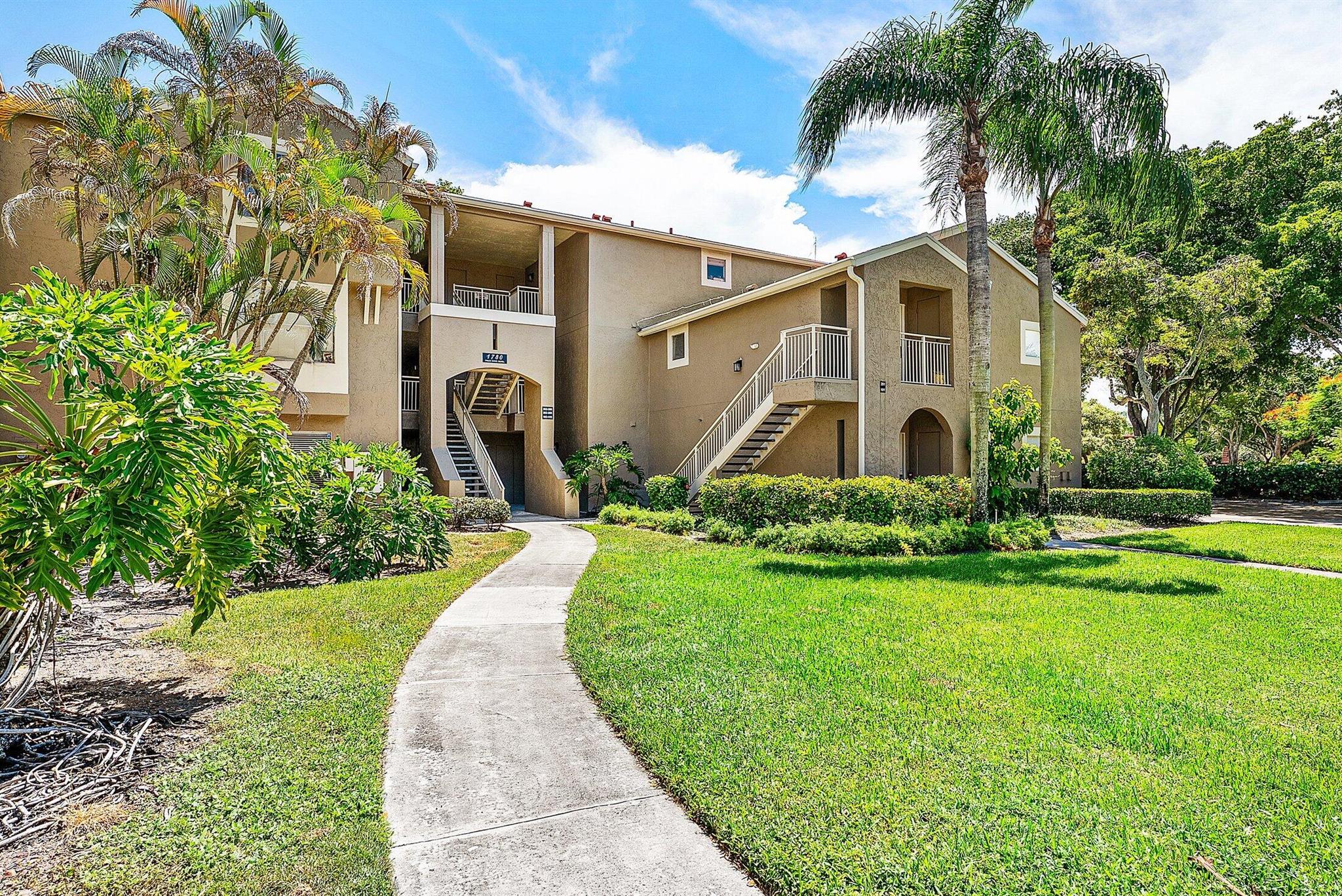 1780 Palm Cove Boulevard 6-105